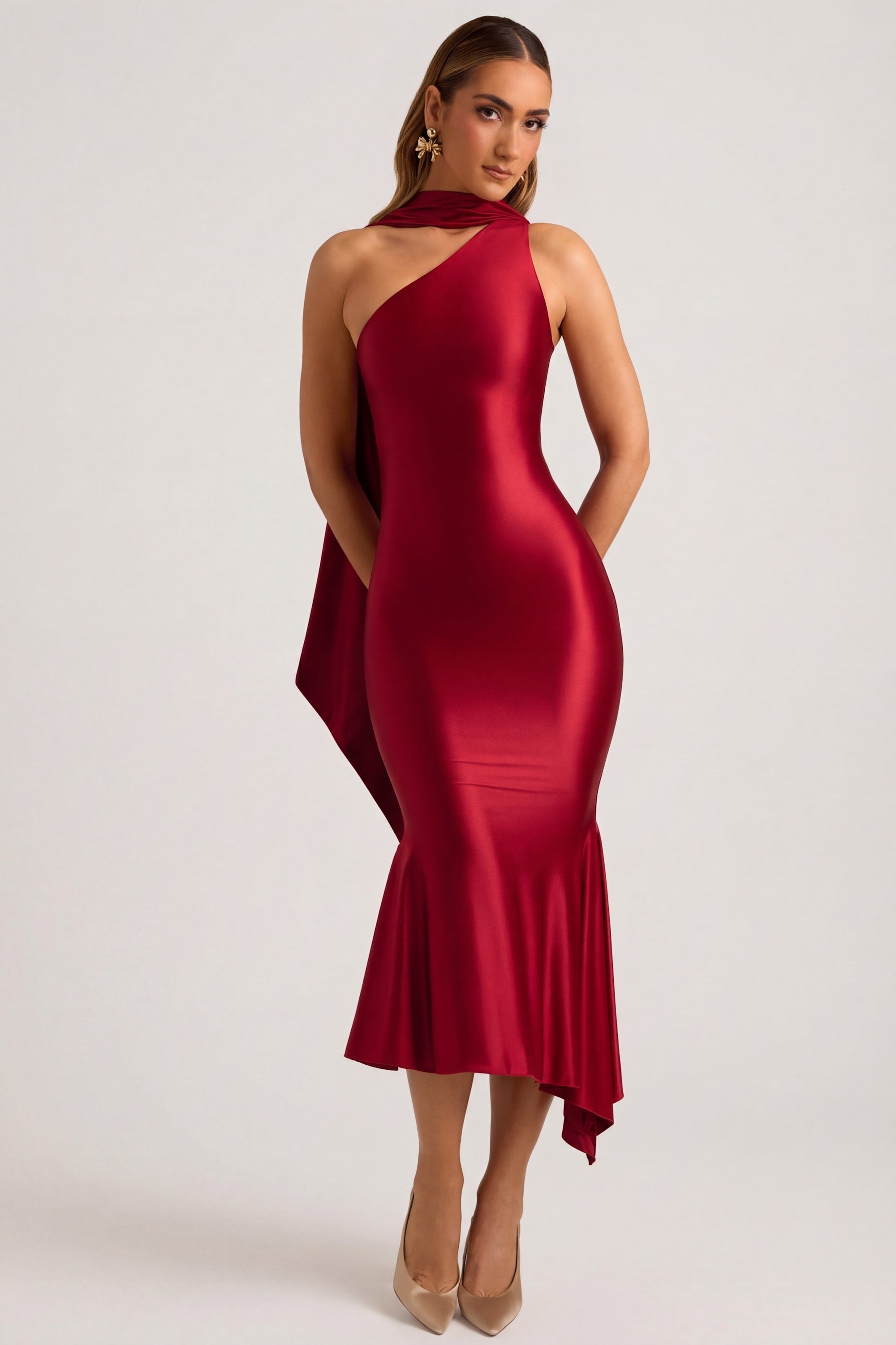 Shaya Asymmetric Scarf-Detail Midaxi Dress in True Red – Oh Polly AE