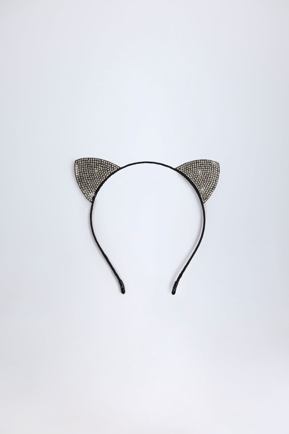 عصابة رأس على شكل آذان قطة باللون الأسود