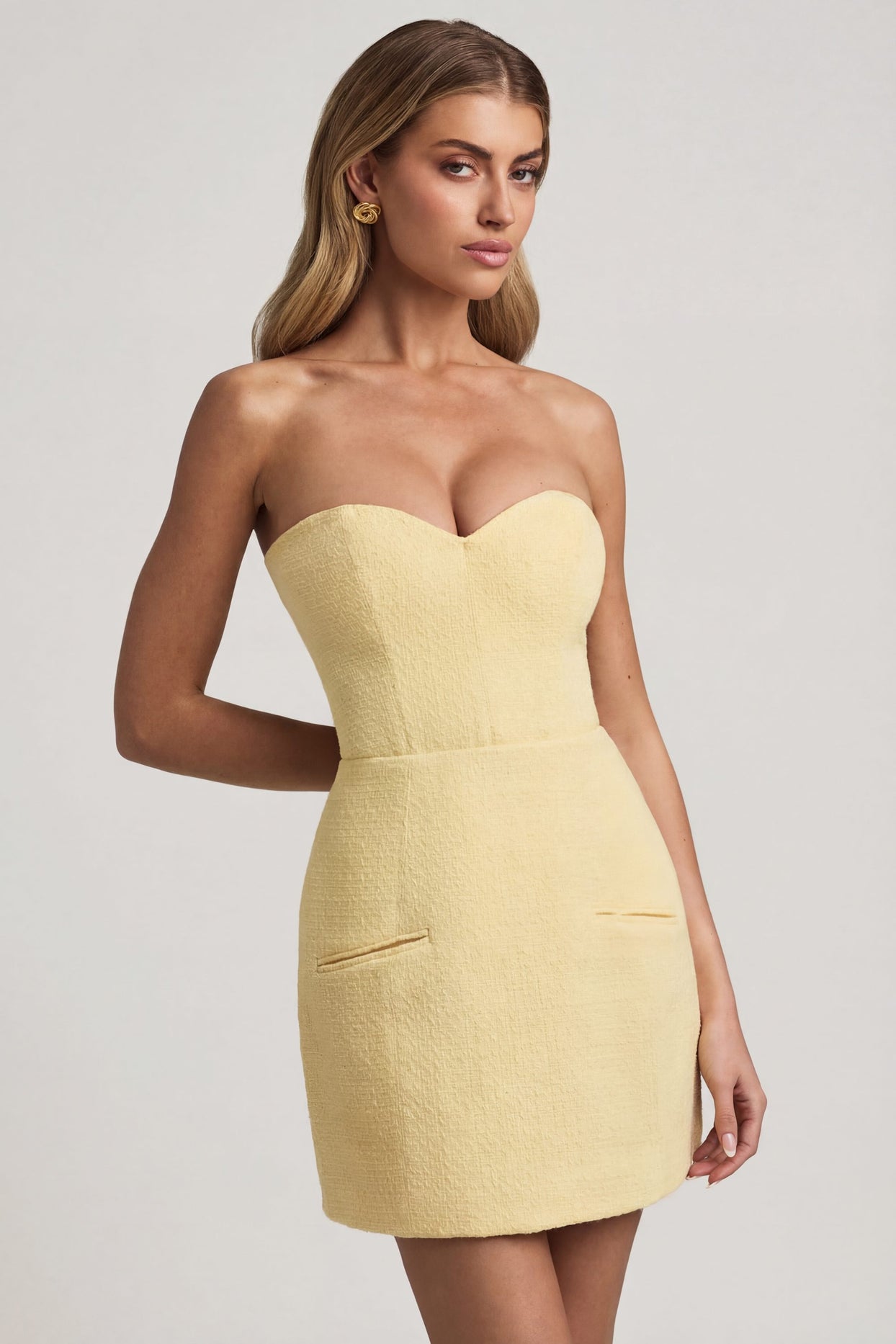 Sweetheart-Neck Strapless Structured Mini Dress in Pastel Yellow - 7