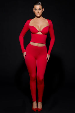 V-Back Mid-Rise Leggings in Fire Red