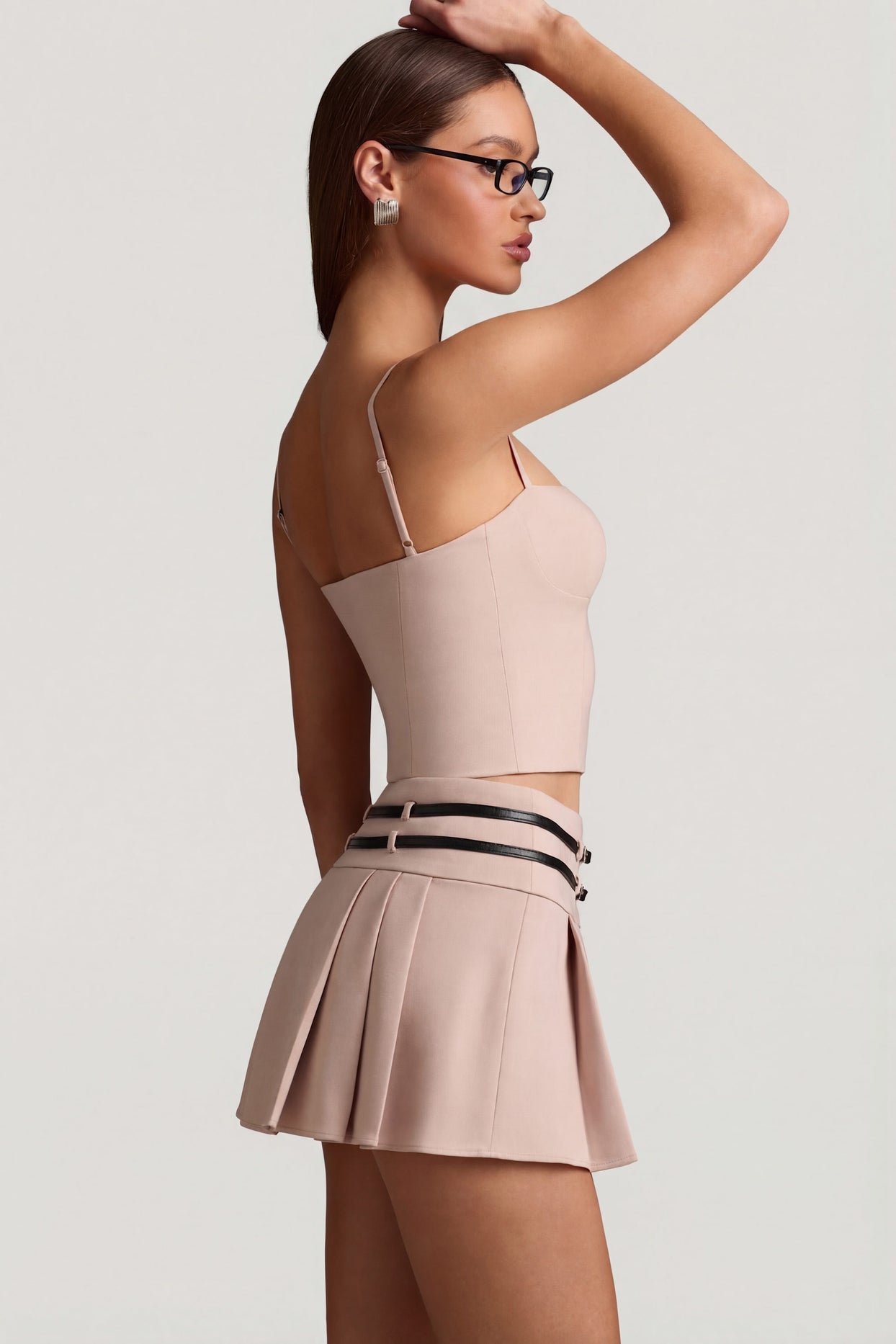 Oh Polly's Anna wearing the Vivia Full Top in Mushroom fabric perfect for date night style