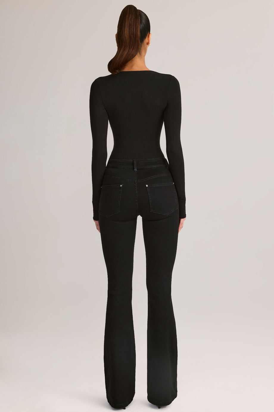 Mid-Rise Flared Jeans in Black