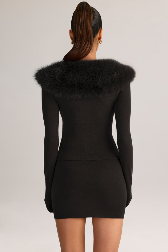 Mid-Rise Mini Skirt in Black