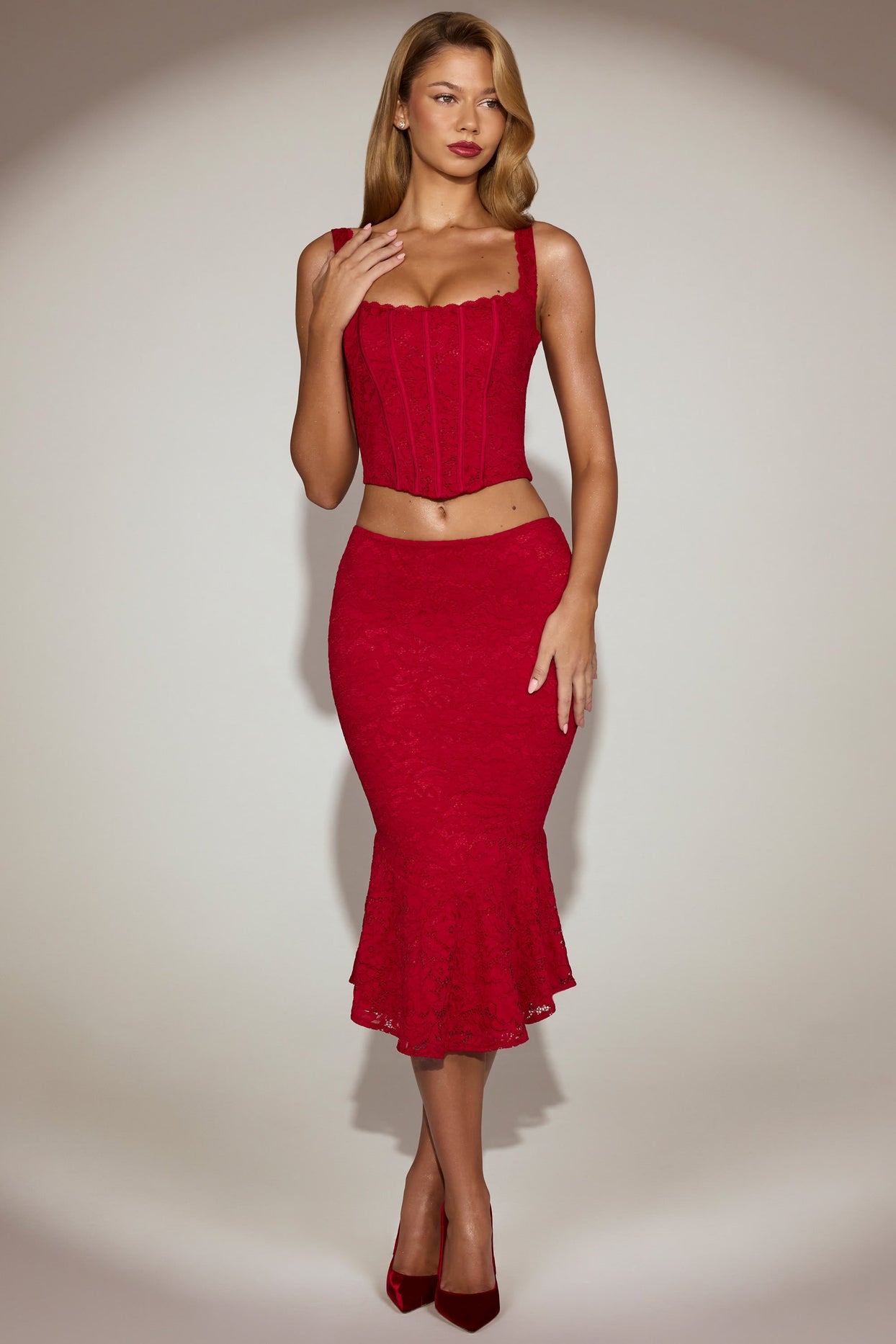 Lace Mid-Rise Midi Skirt in True Red