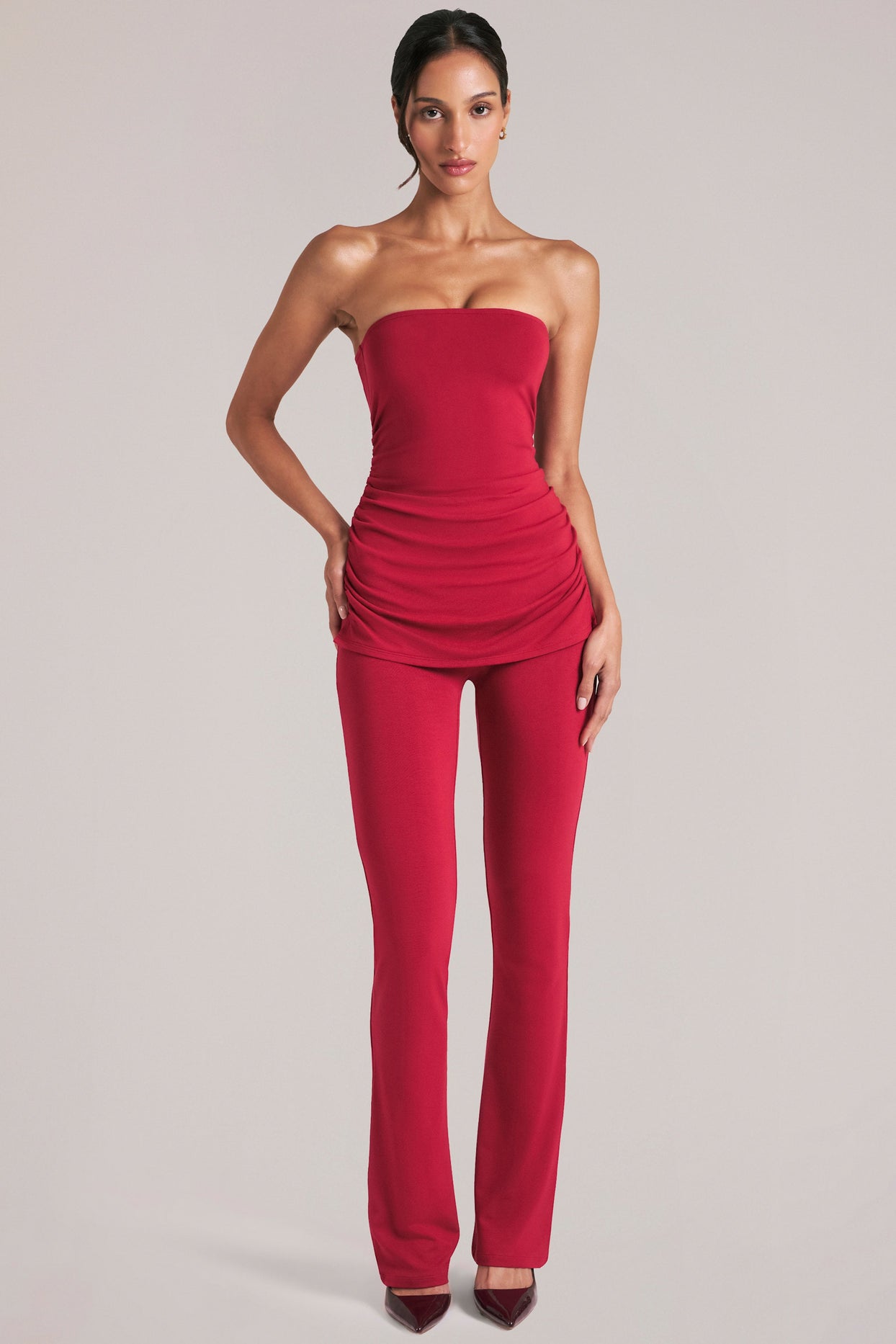 Mid-Rise Fitted Trousers  in Cherry Red