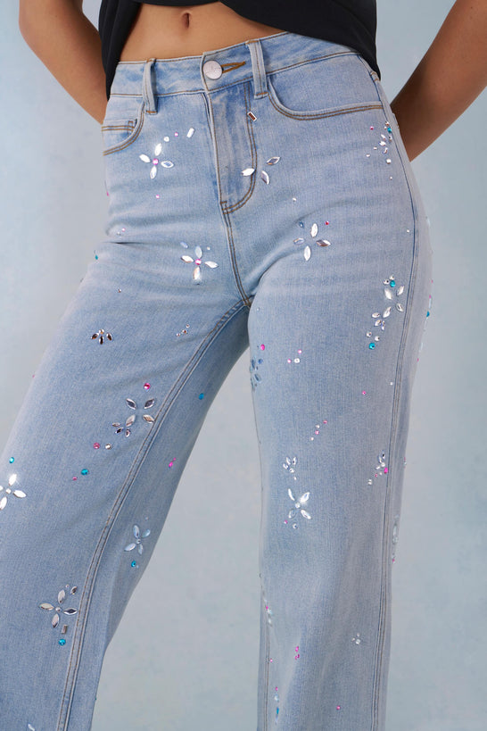 Mid-Rise Straight-Leg Jeans in Light Denim