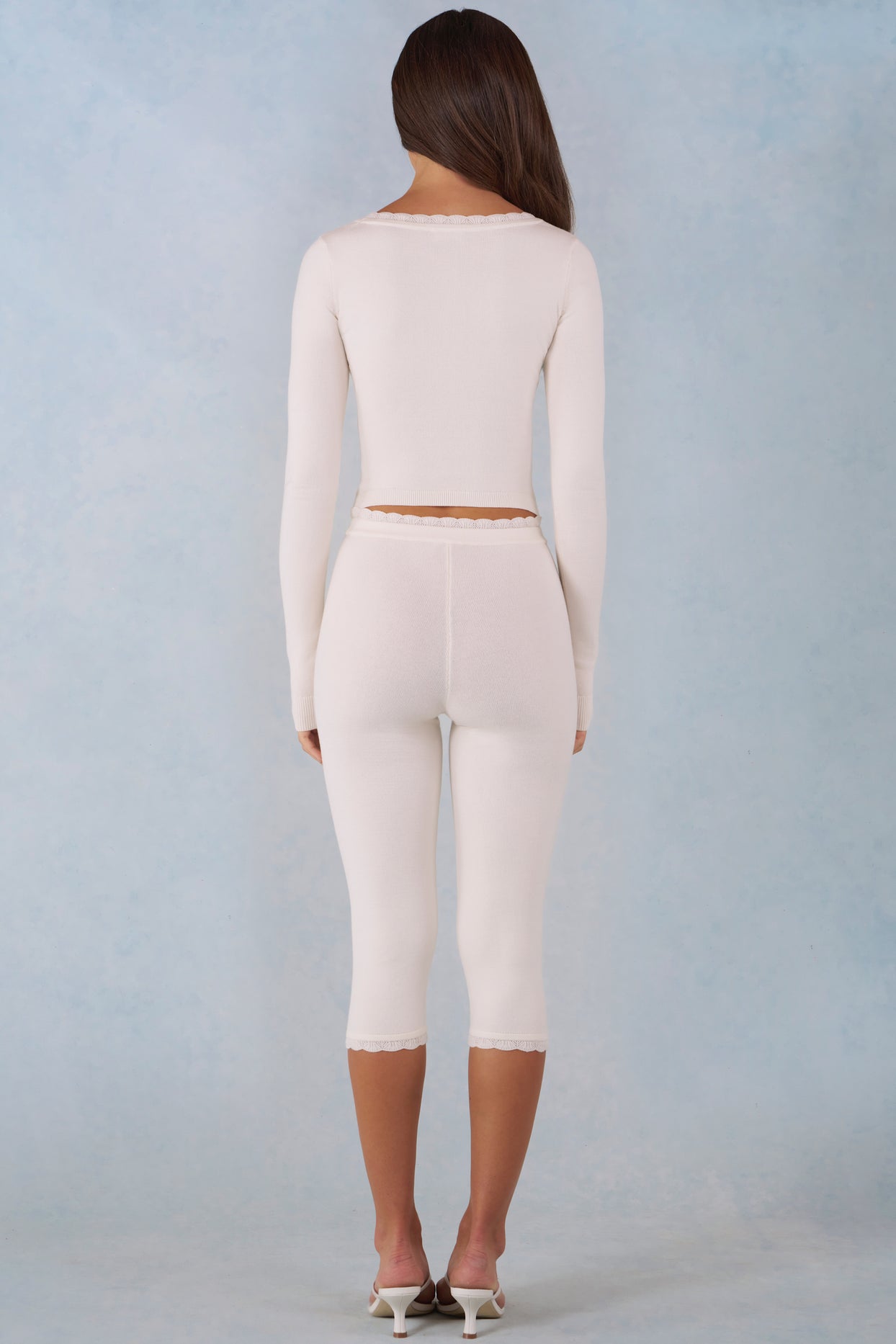 Knit Mid-Rise Capri Trousers in Ivory
