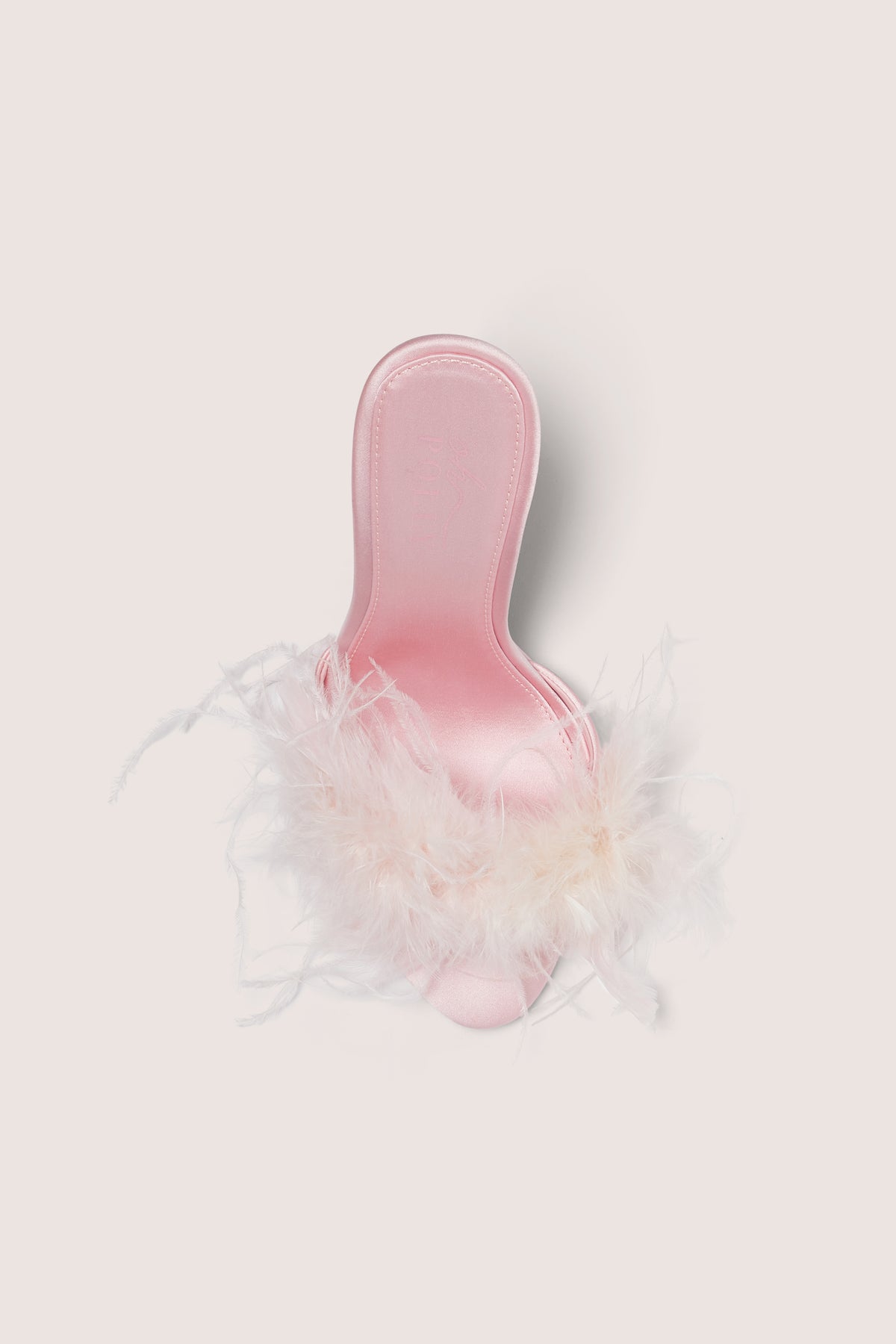 ⁣⁢حذاء مول بكعب من الساتان مزين بالريش بلون Blossom Pink⁤⁣
