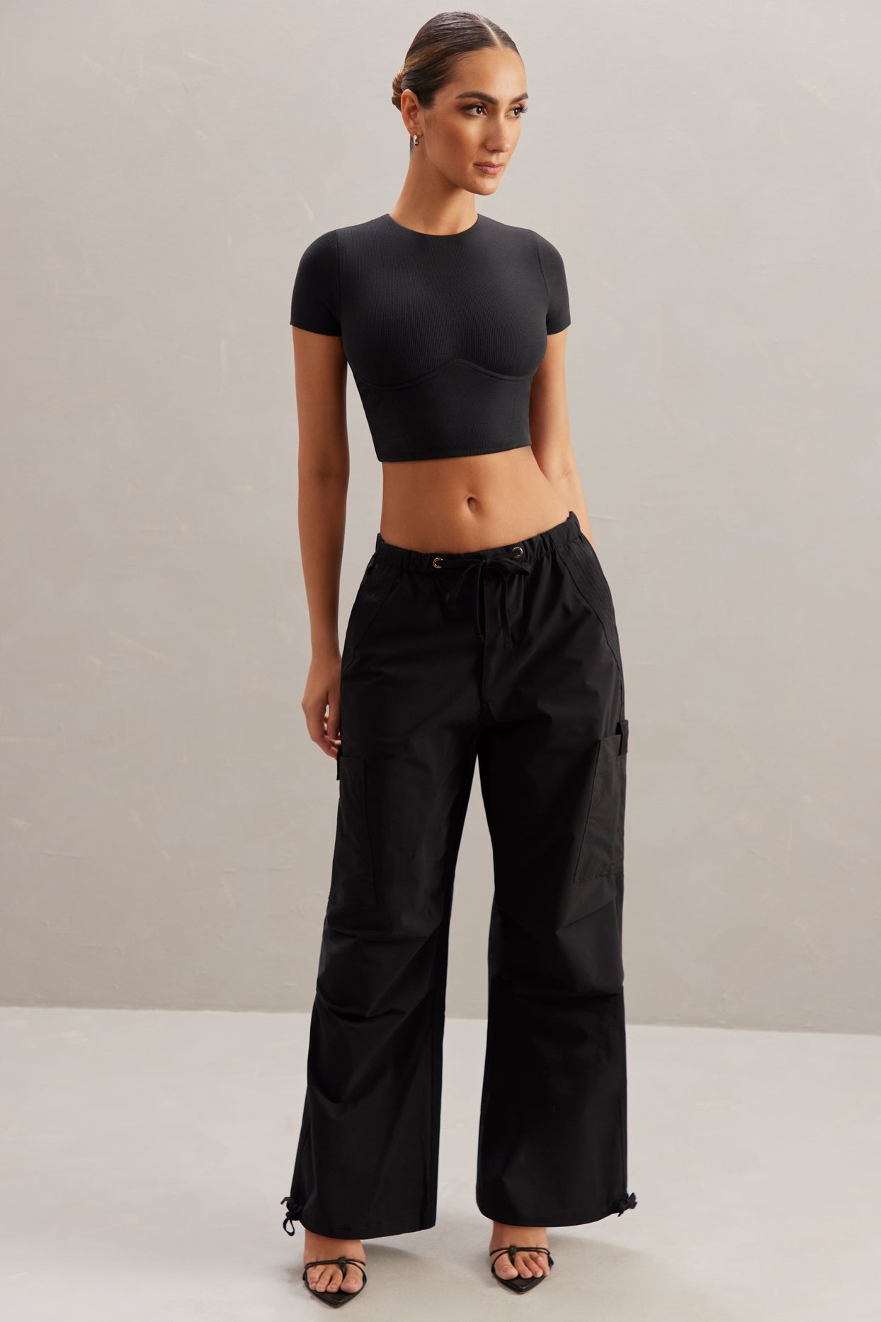 Monowire Crop Top in Black