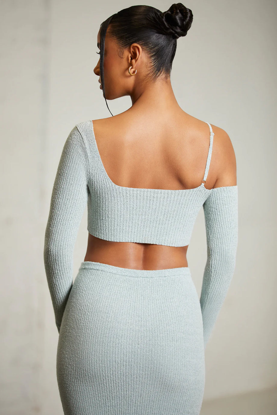 Asymmetric Long Sleeve Crop Top in Green