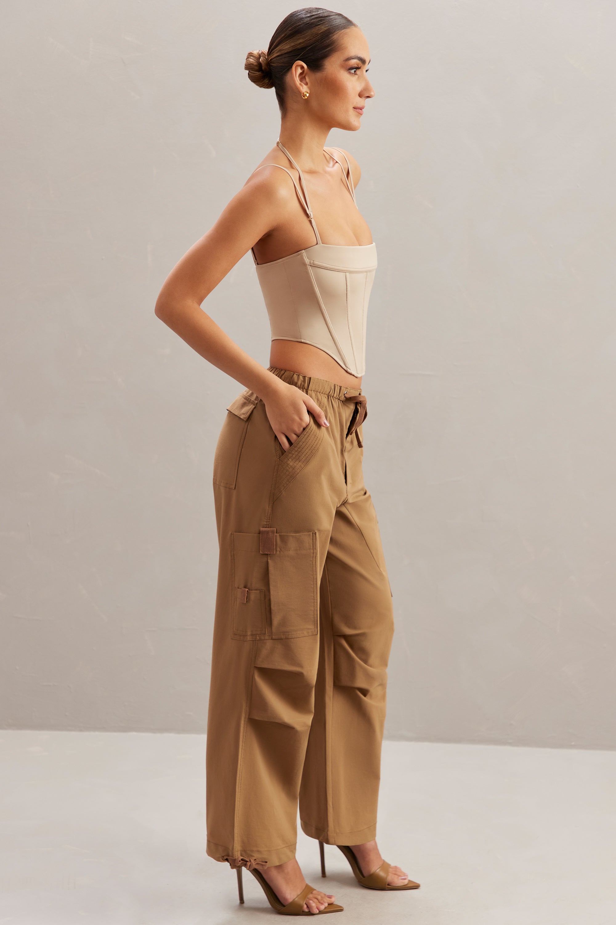 Tan cargo trousers top