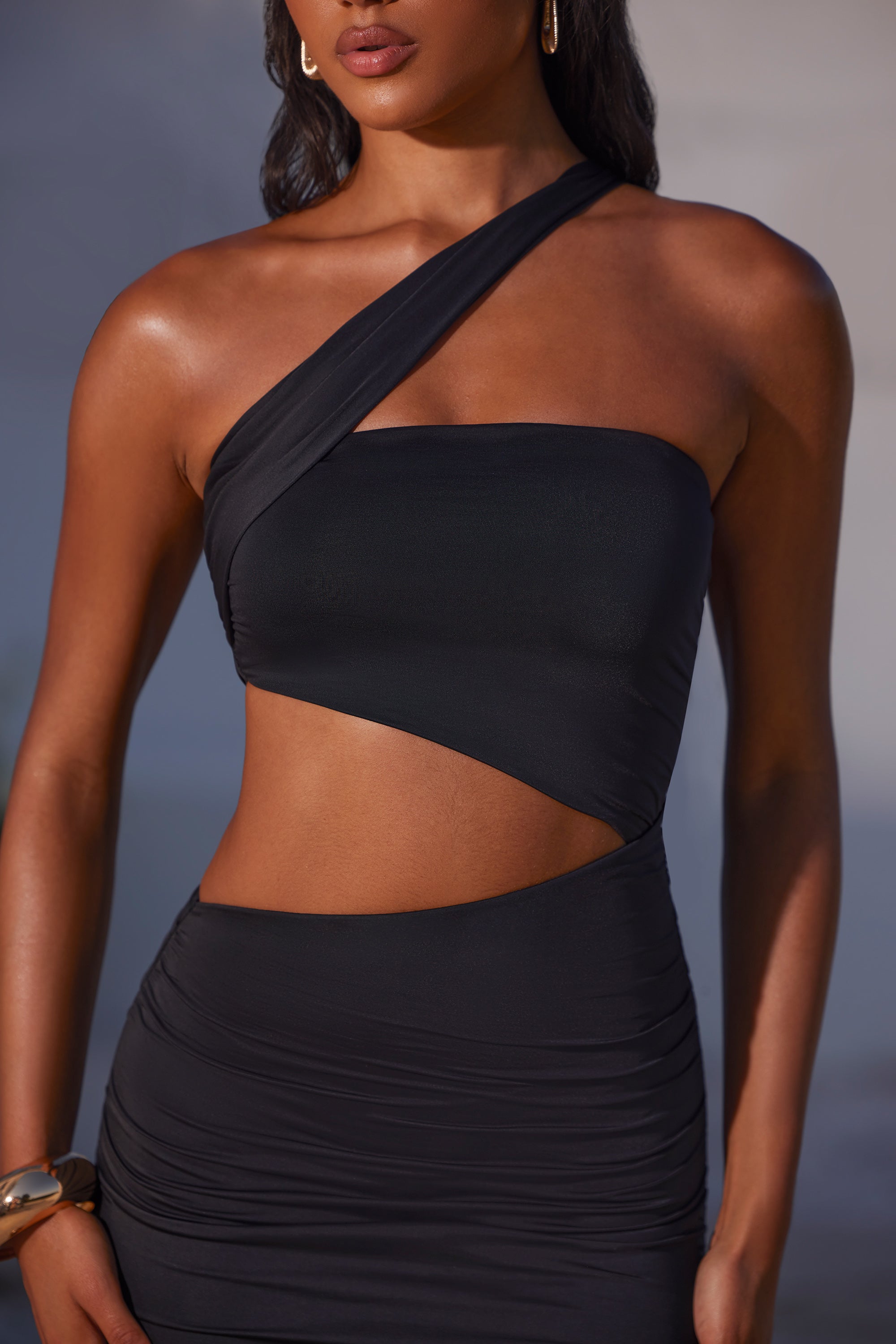 Revealing maxi dress hotsell
