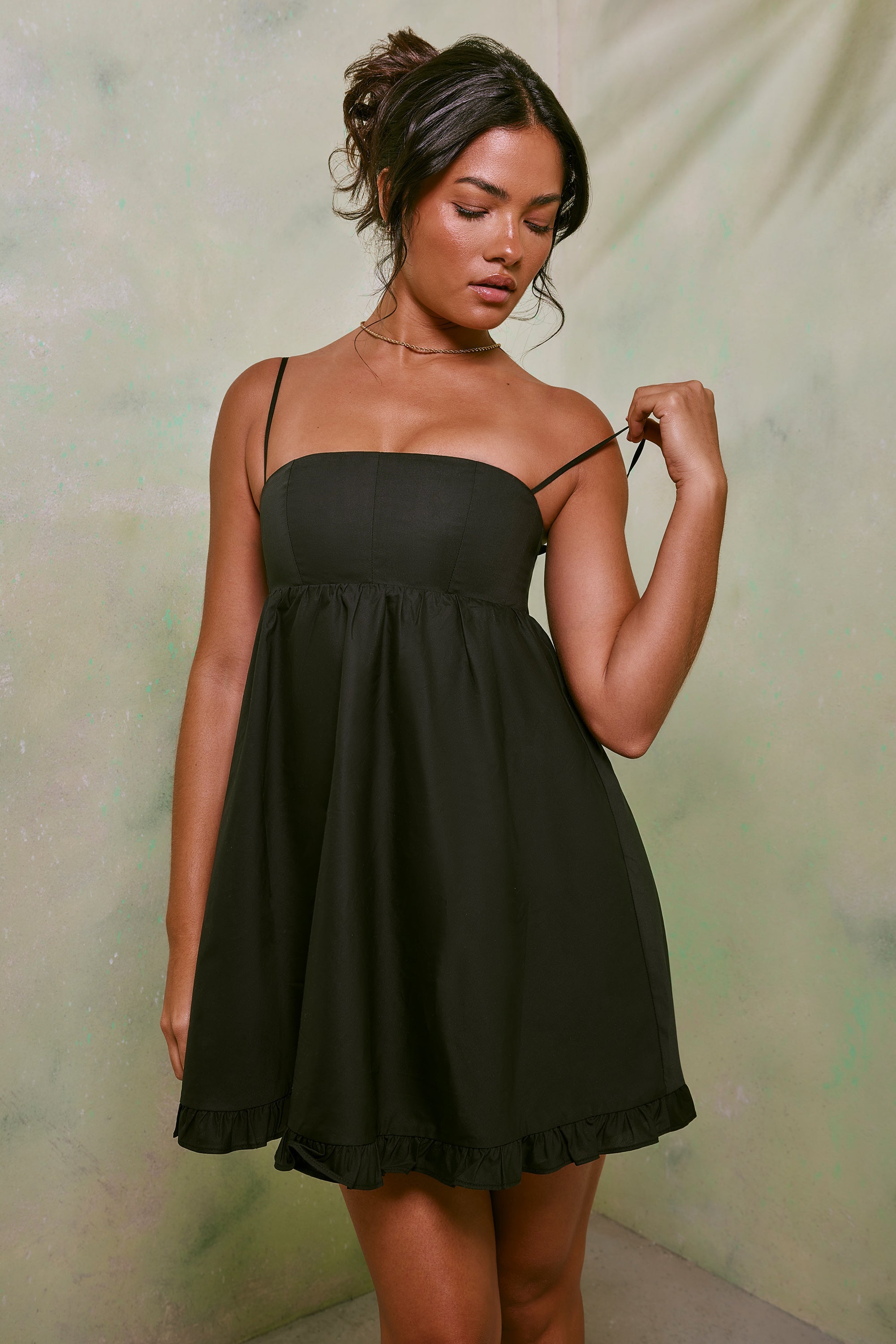 Black dress empire waist sale