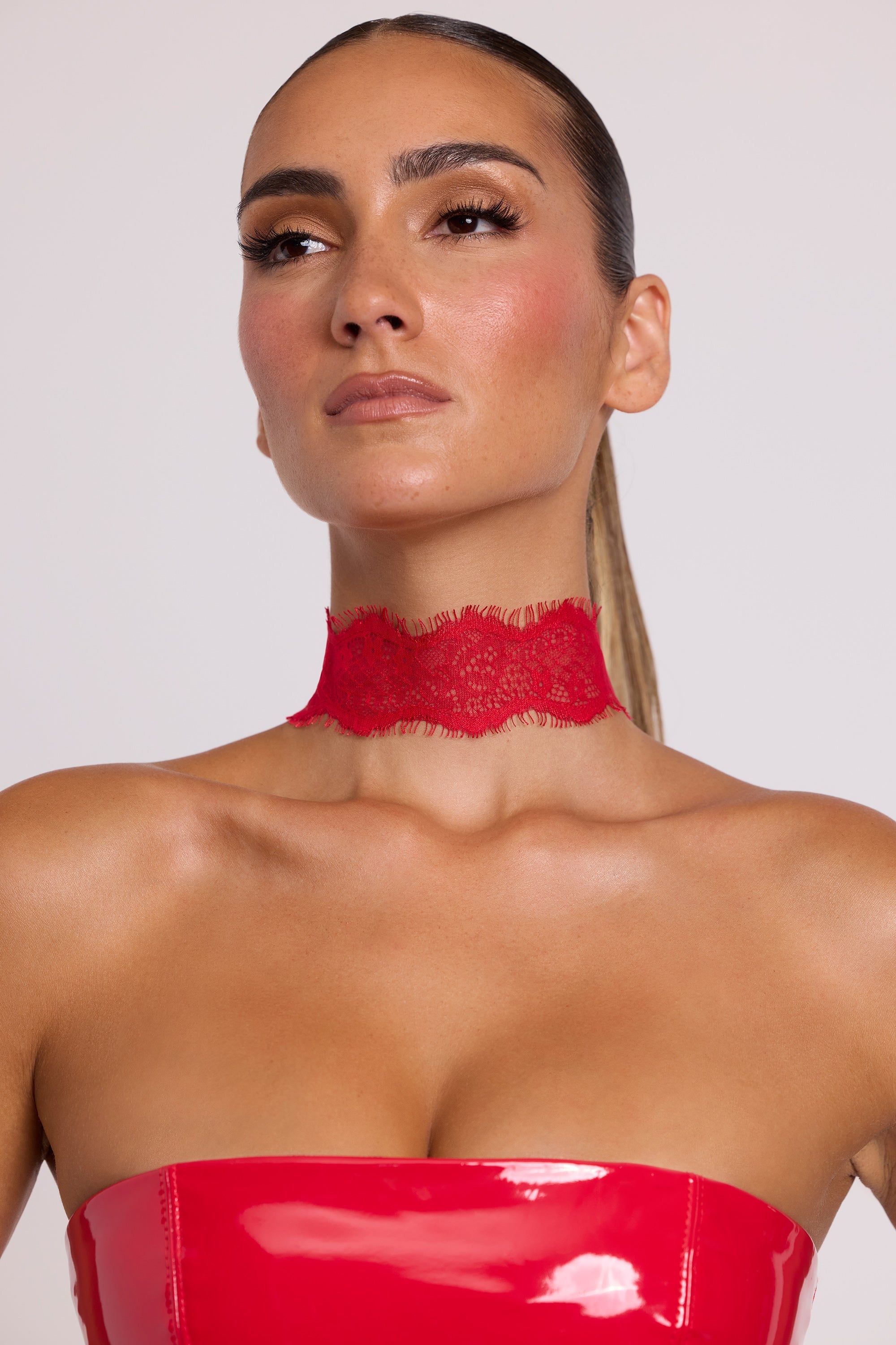 Red choker store