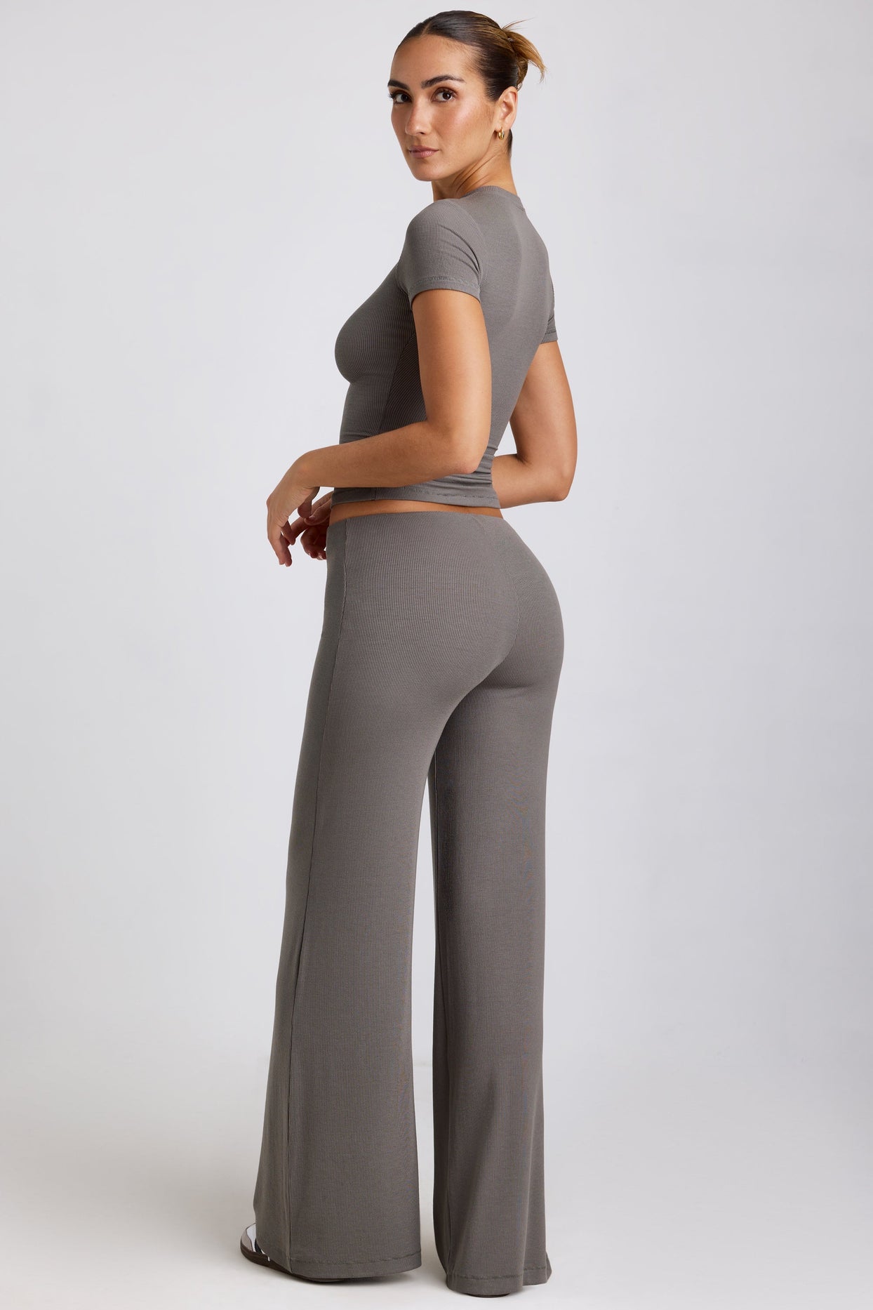 Tall Mid Rise Wide Leg Trouser in Grey