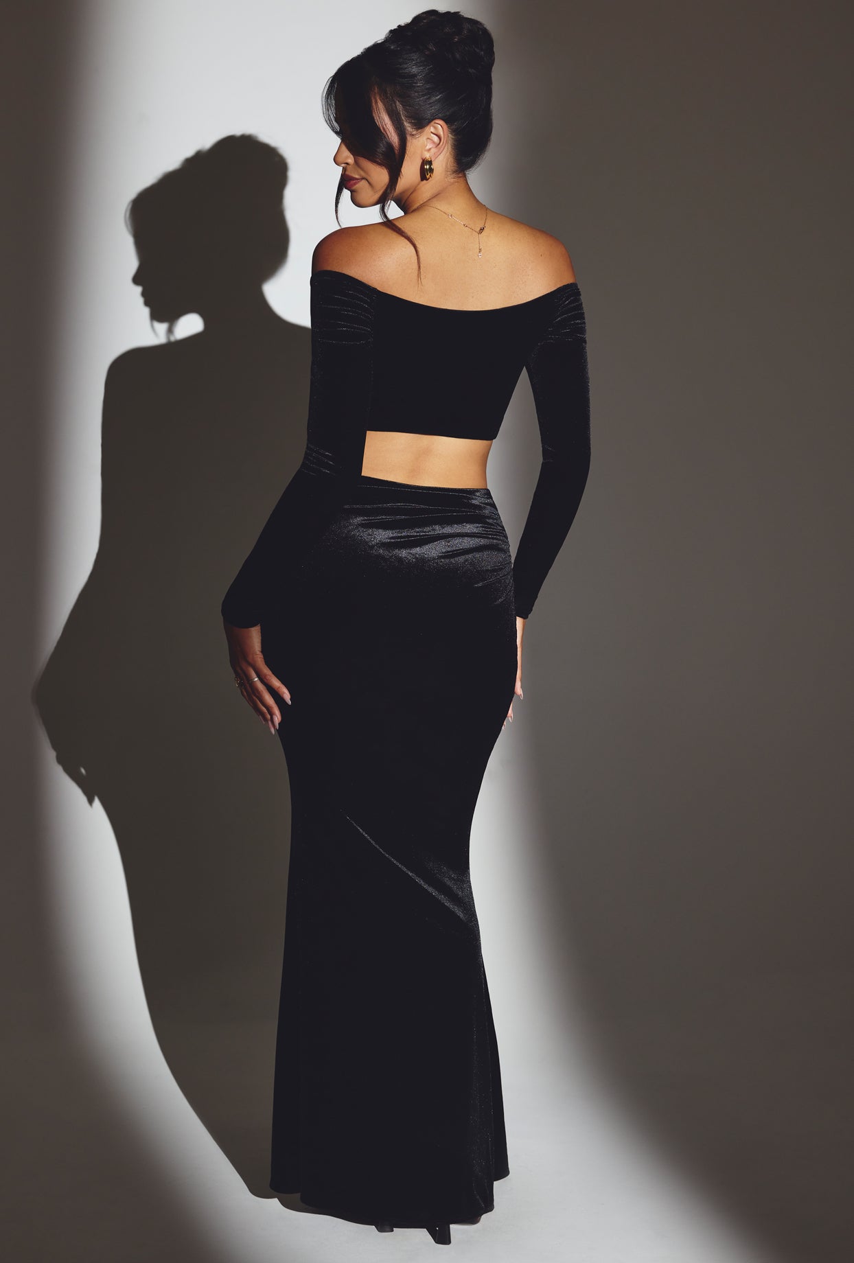 Velvet Off-Shoulder Ruched Crop Top in Jet Black - 2