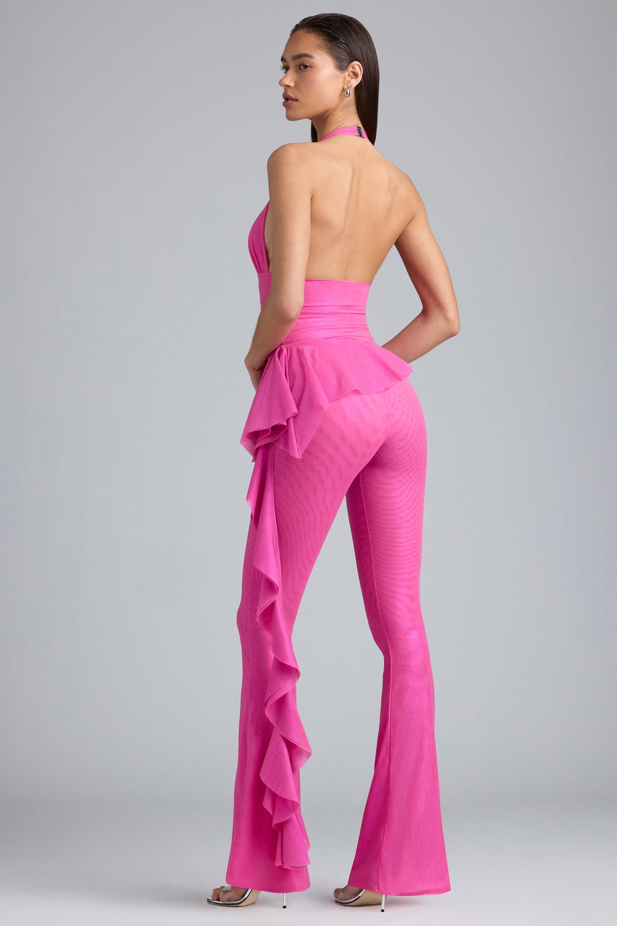 ⁣⁢بنطلون واسع منخفض الخصر مزين بكشكشة معدنية بلون Bubblegum Pink⁤⁣