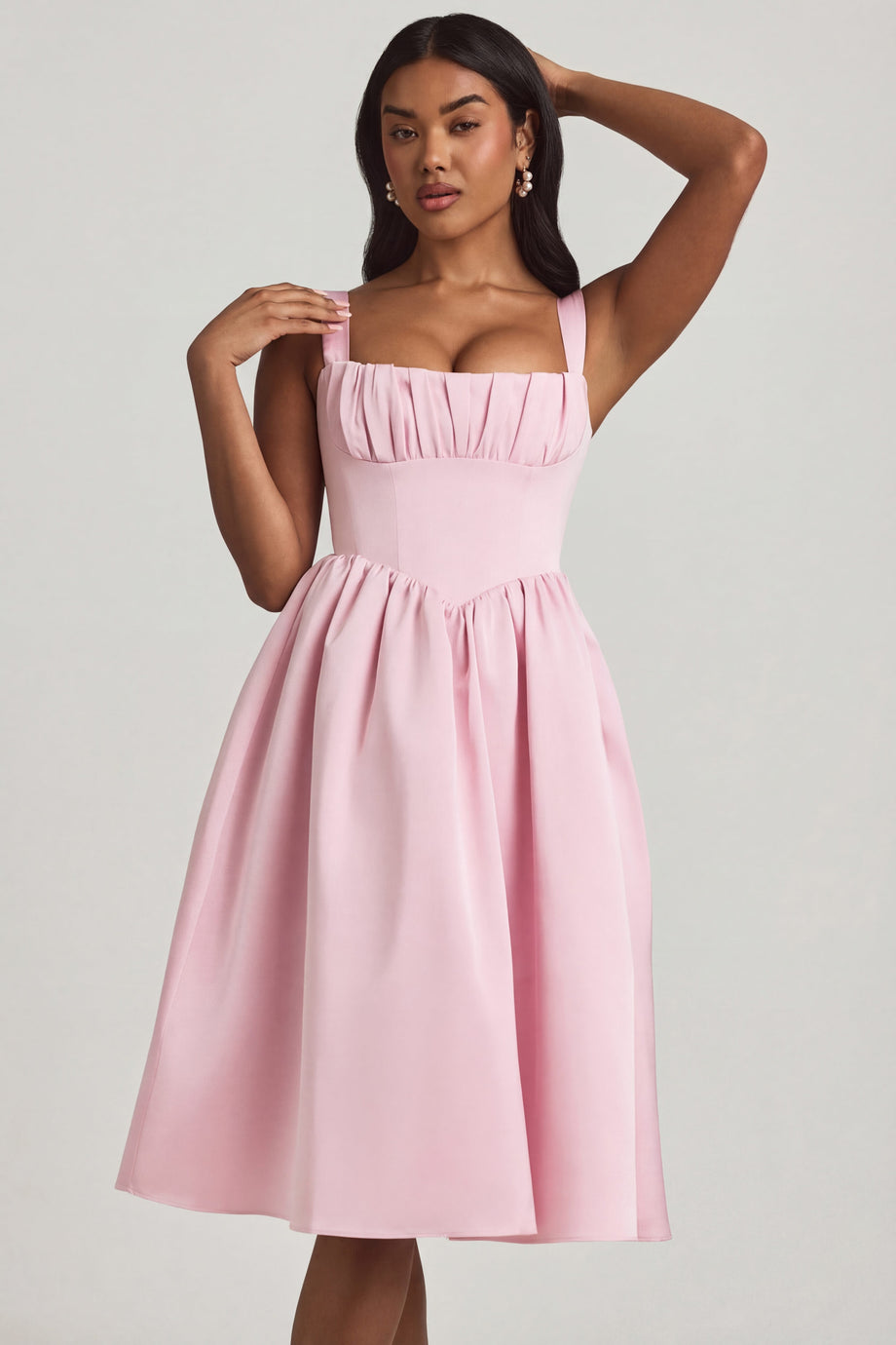 Oh Polly's Anna wearing the Marguerite Midaxi Dress in Blush Twill fabric perfect for elegant brunch dates