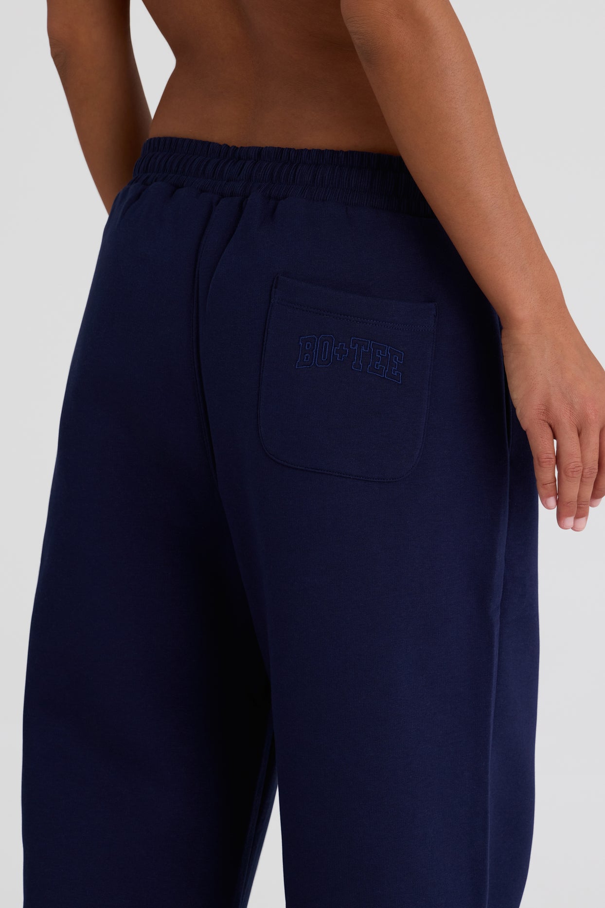 Brushed Jersey Wide-Leg Joggers in Midnight
