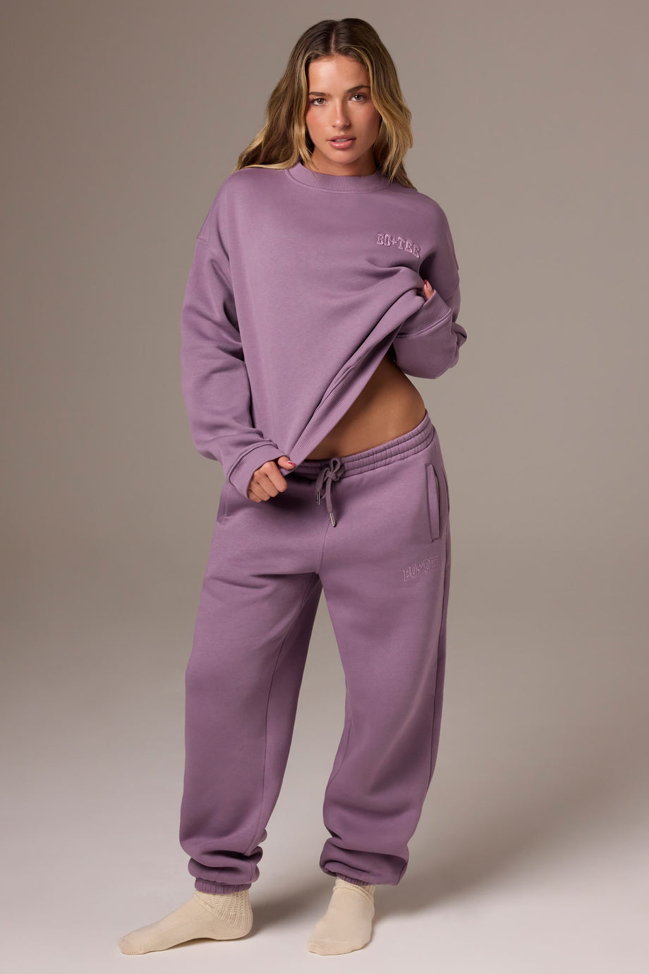 Brushed Jersey Mid-Rise Relaxed Joggers in Dusk