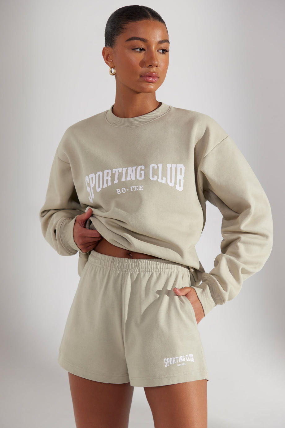 Straight Sweat Shorts in Limestone