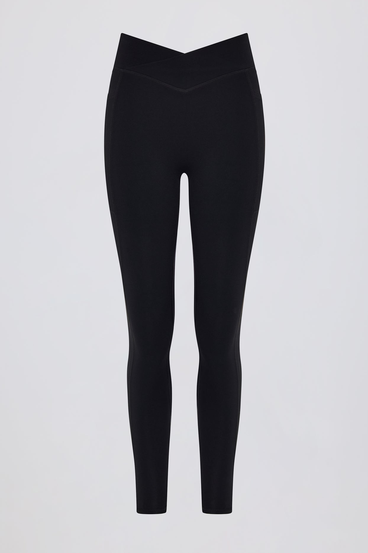 Soft Active Full-Length Pocket Leggings in Black