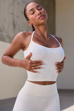 Super Sculpt Seamless Scoop Neck Top in Eggshell