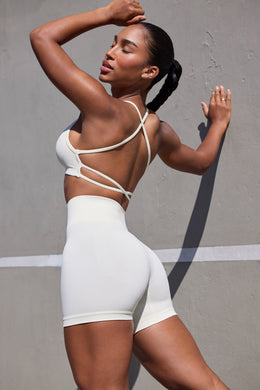 Super Sculpt Seamless Mini Shorts in Eggshell