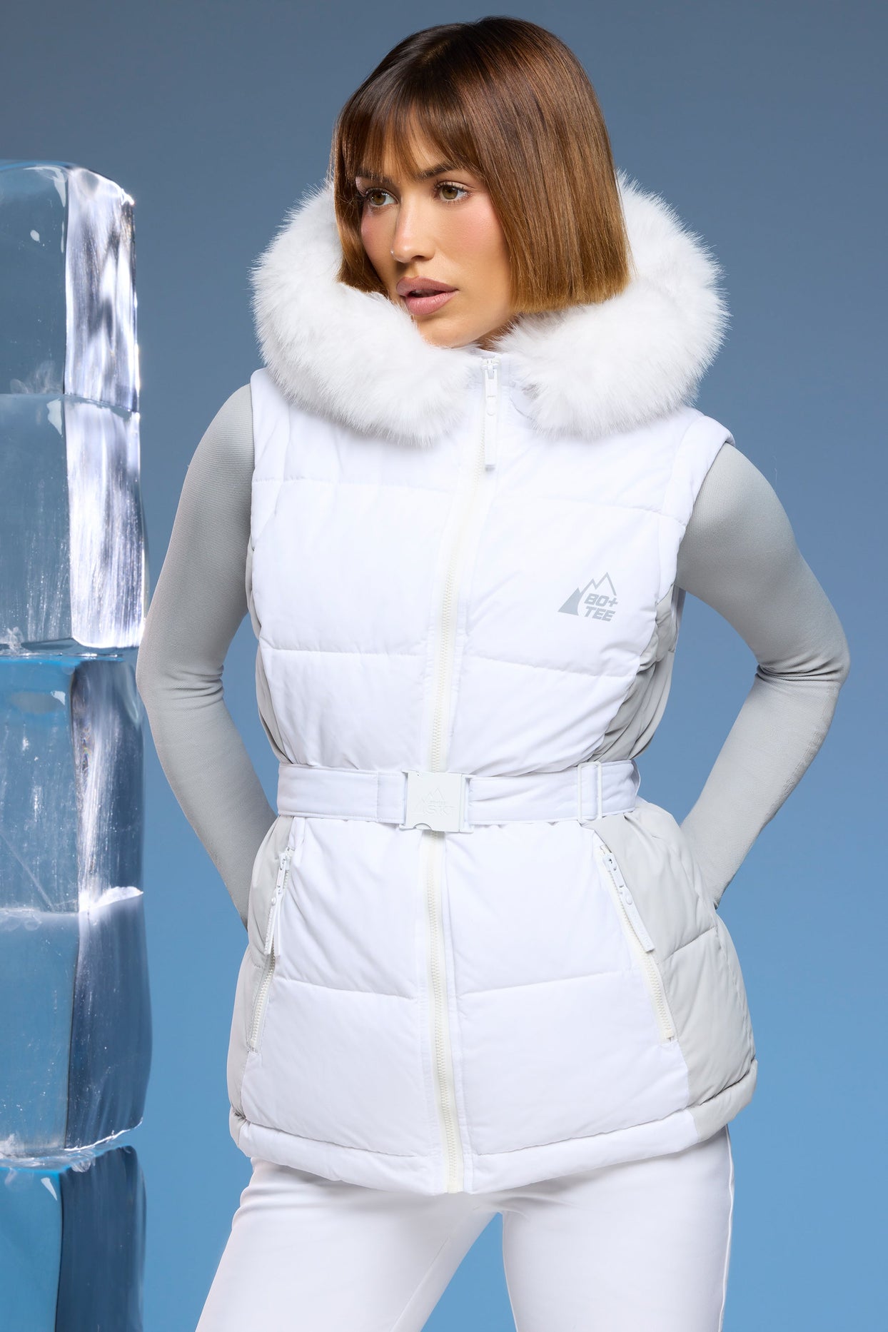 Ski Jacket with Detachable Sleeves in White