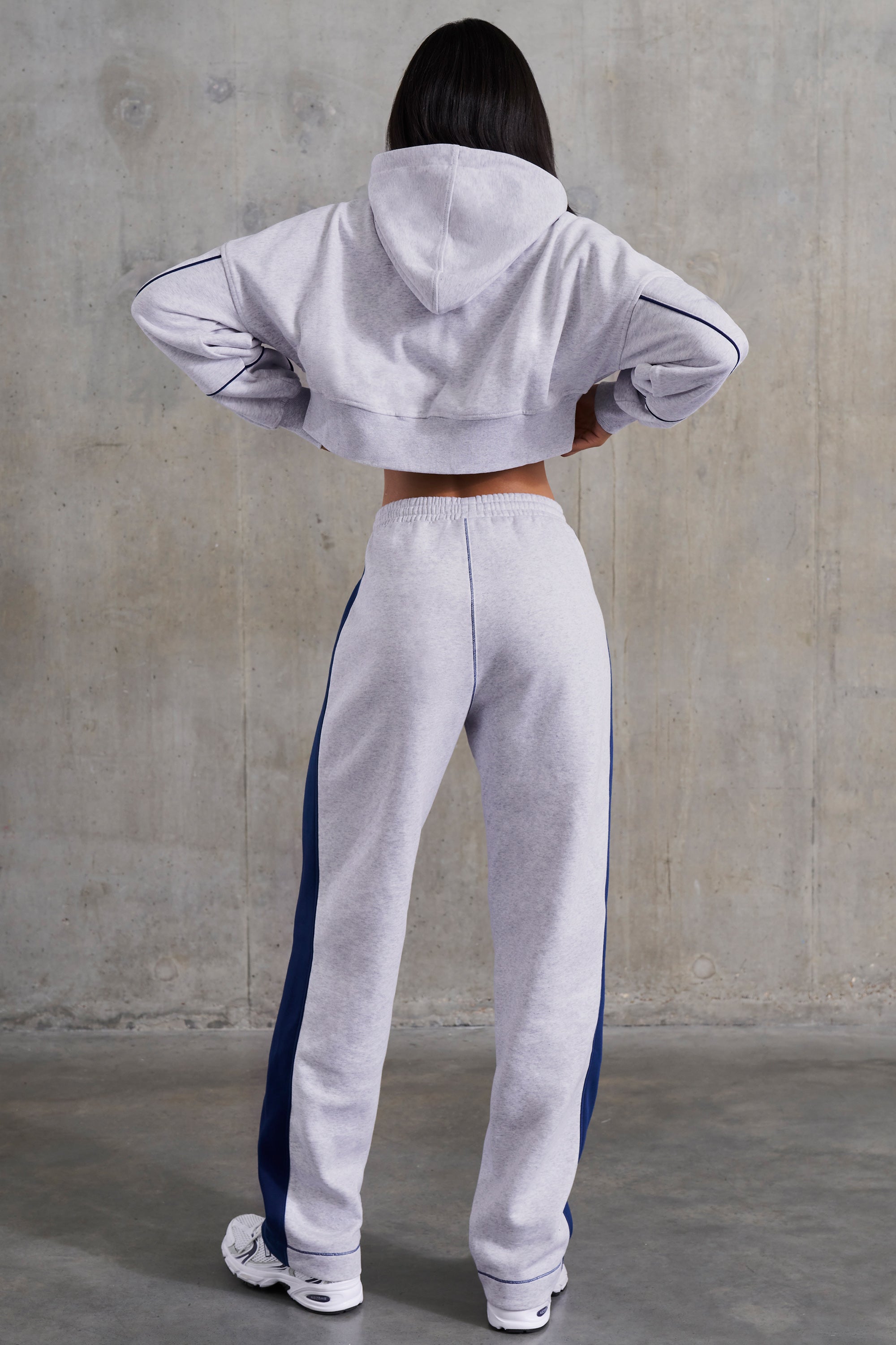 Wide Leg Sweatpants in Heather Grey