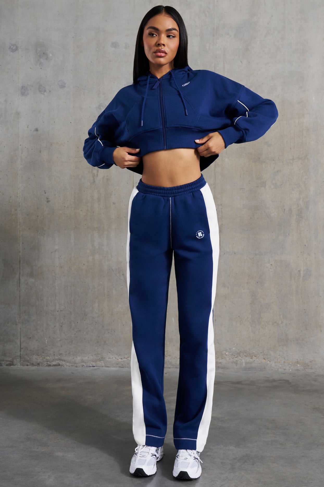 Petite Wide Leg Sweatpants in Navy