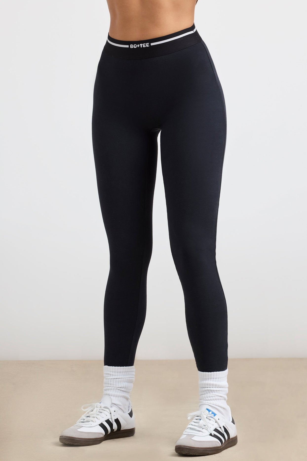 Petite High-Waist Leggings in Black