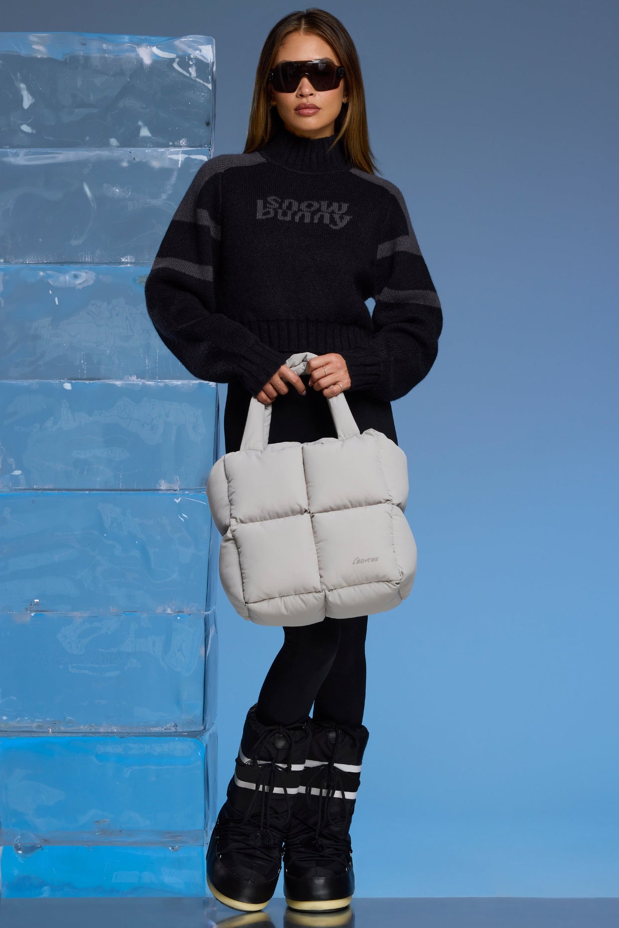 Quilted Puffer Bag in Light Grey