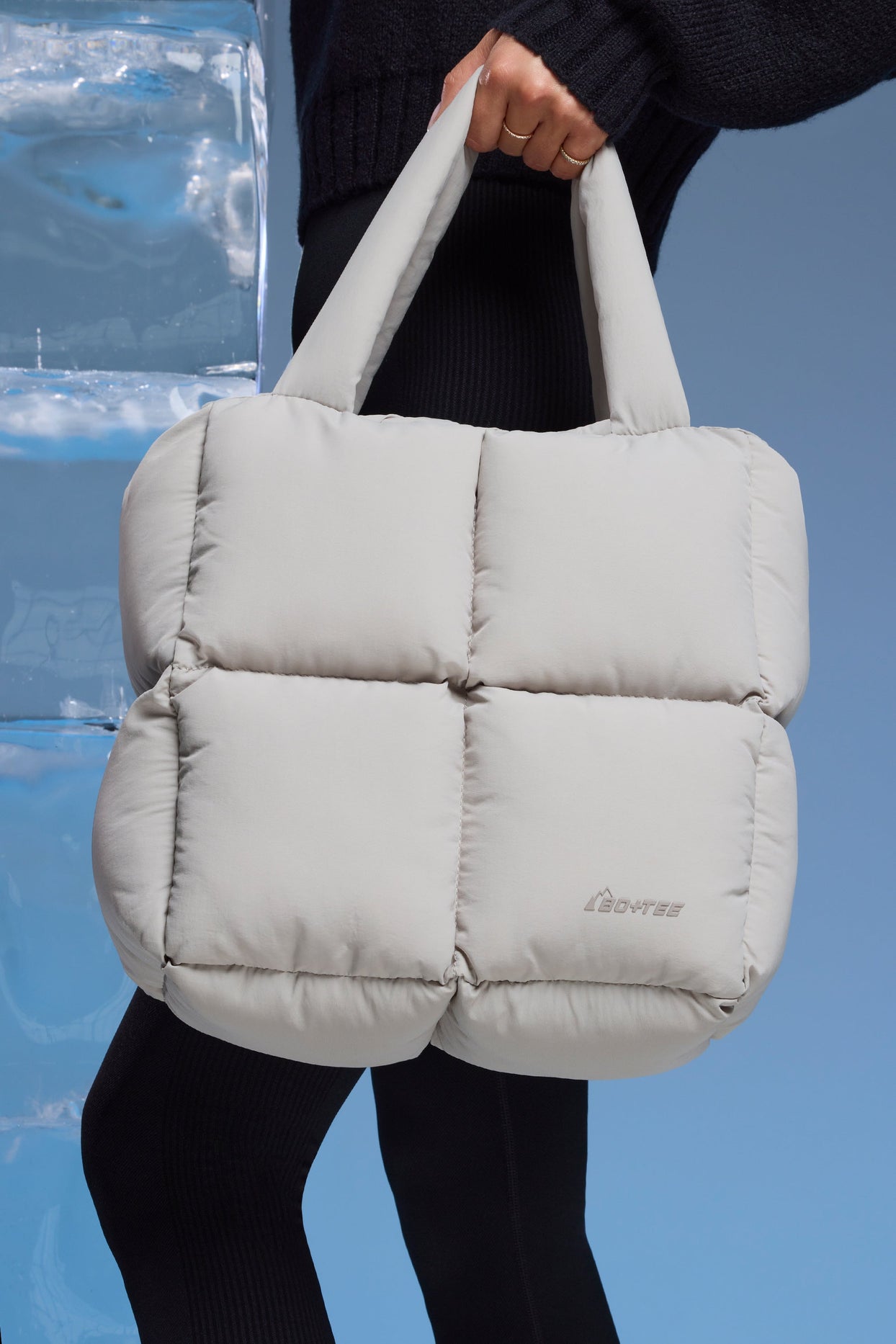 Quilted Puffer Bag in Light Grey