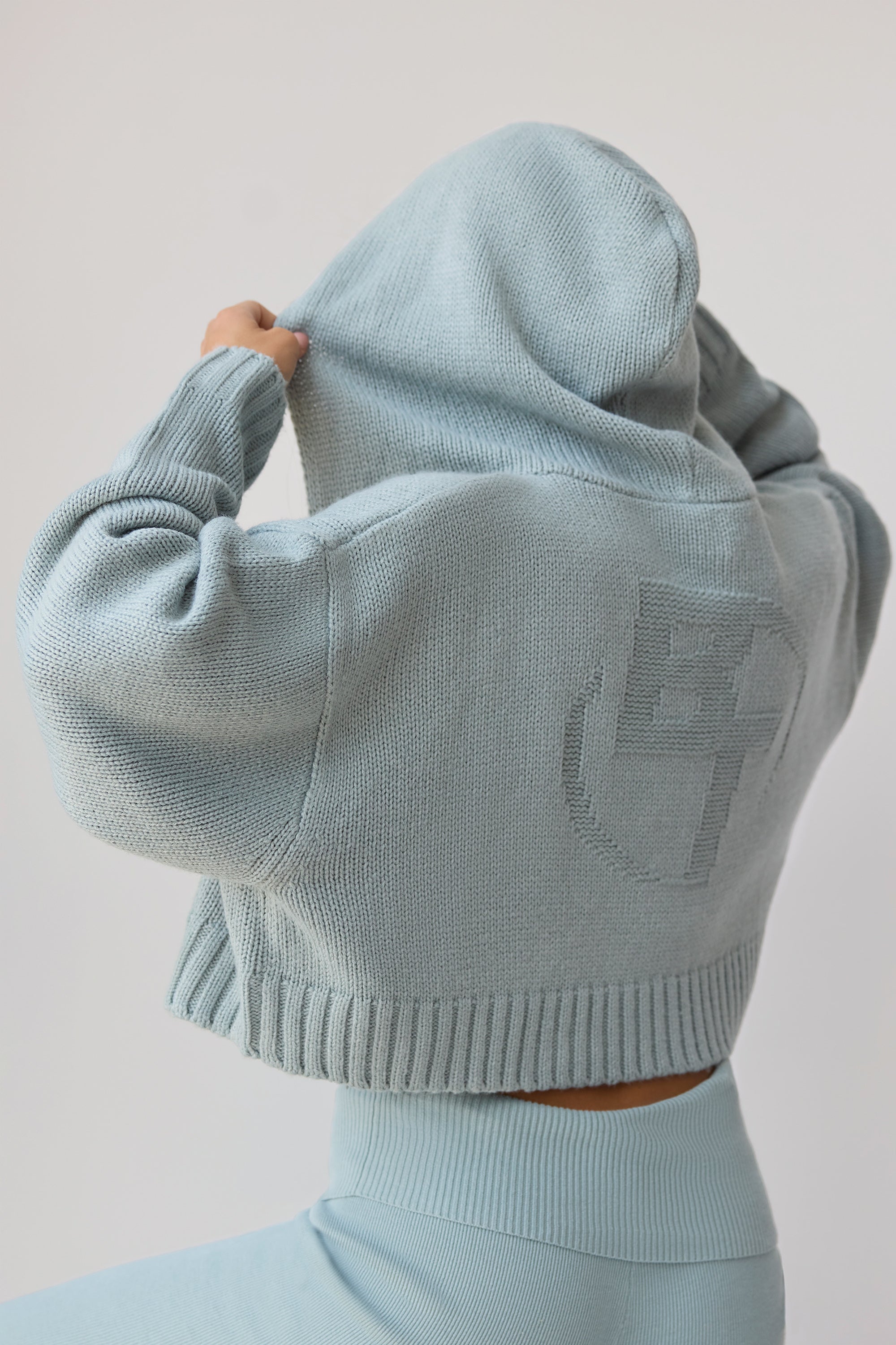 Cropped Zip-Up Chunky Knit Hoodie in Dusty Teal