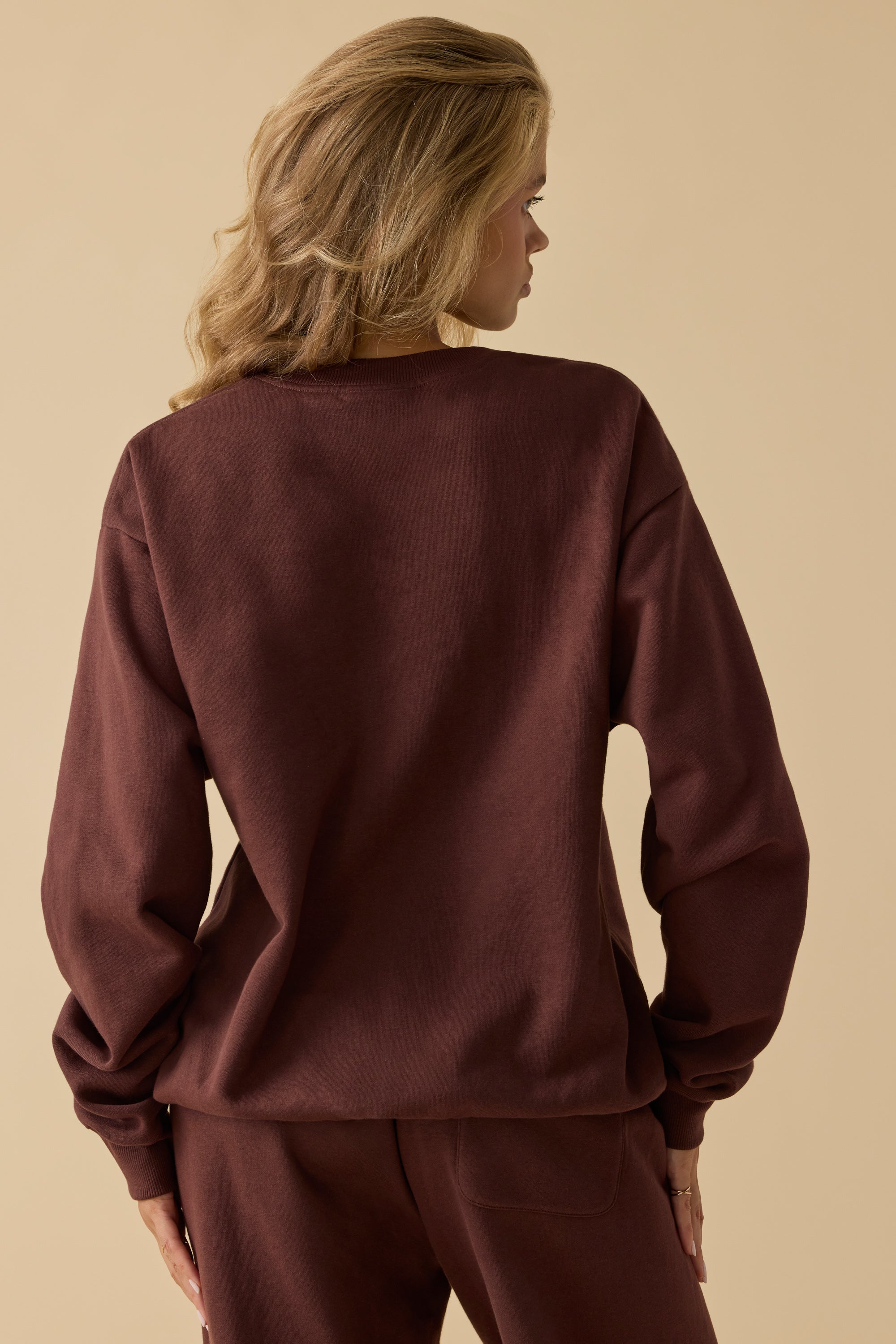 Oversized Crew Neck Sweatshirt in Mahogany