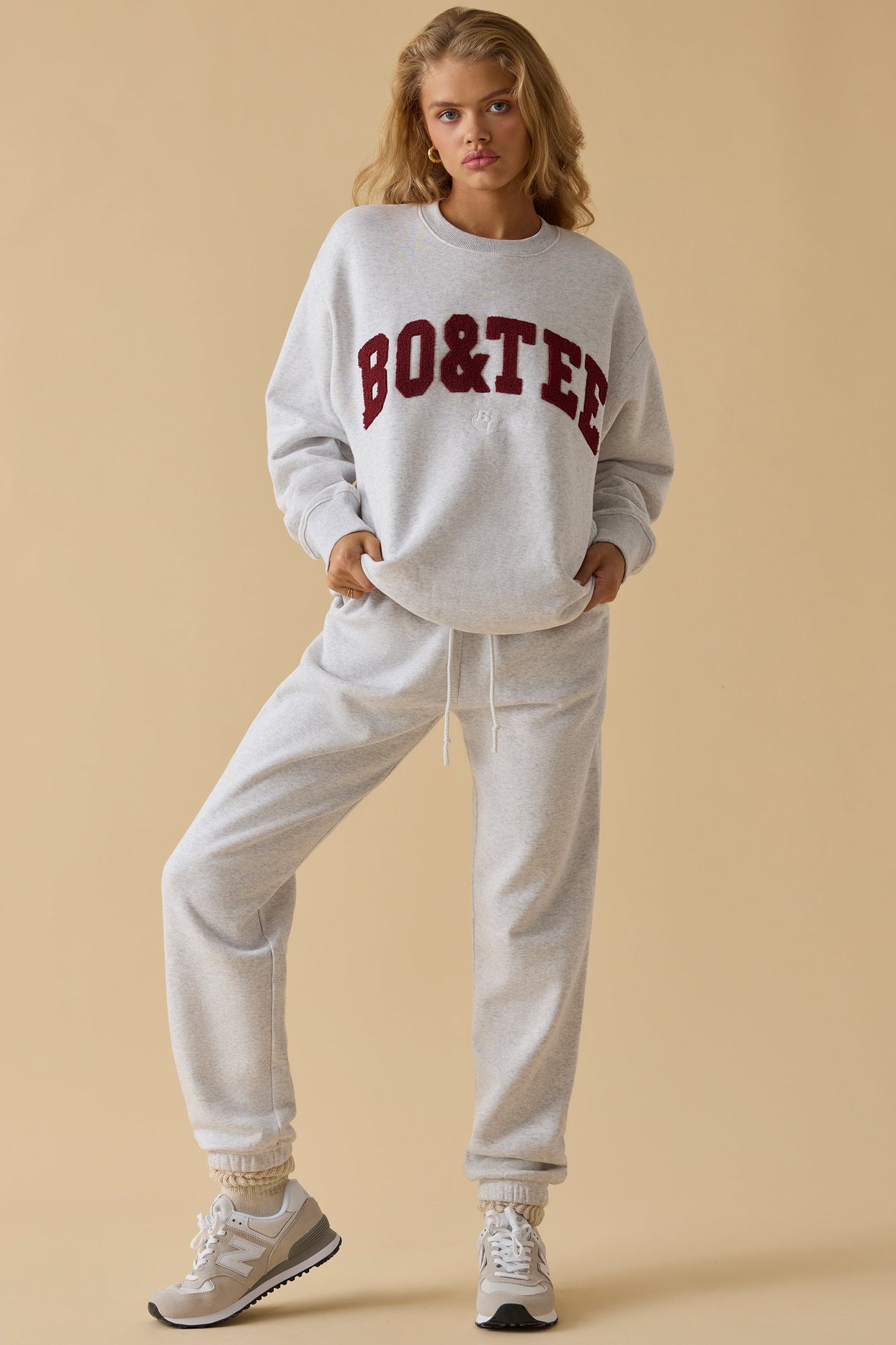 Petite Mid-Rise Joggers in Heather Grey