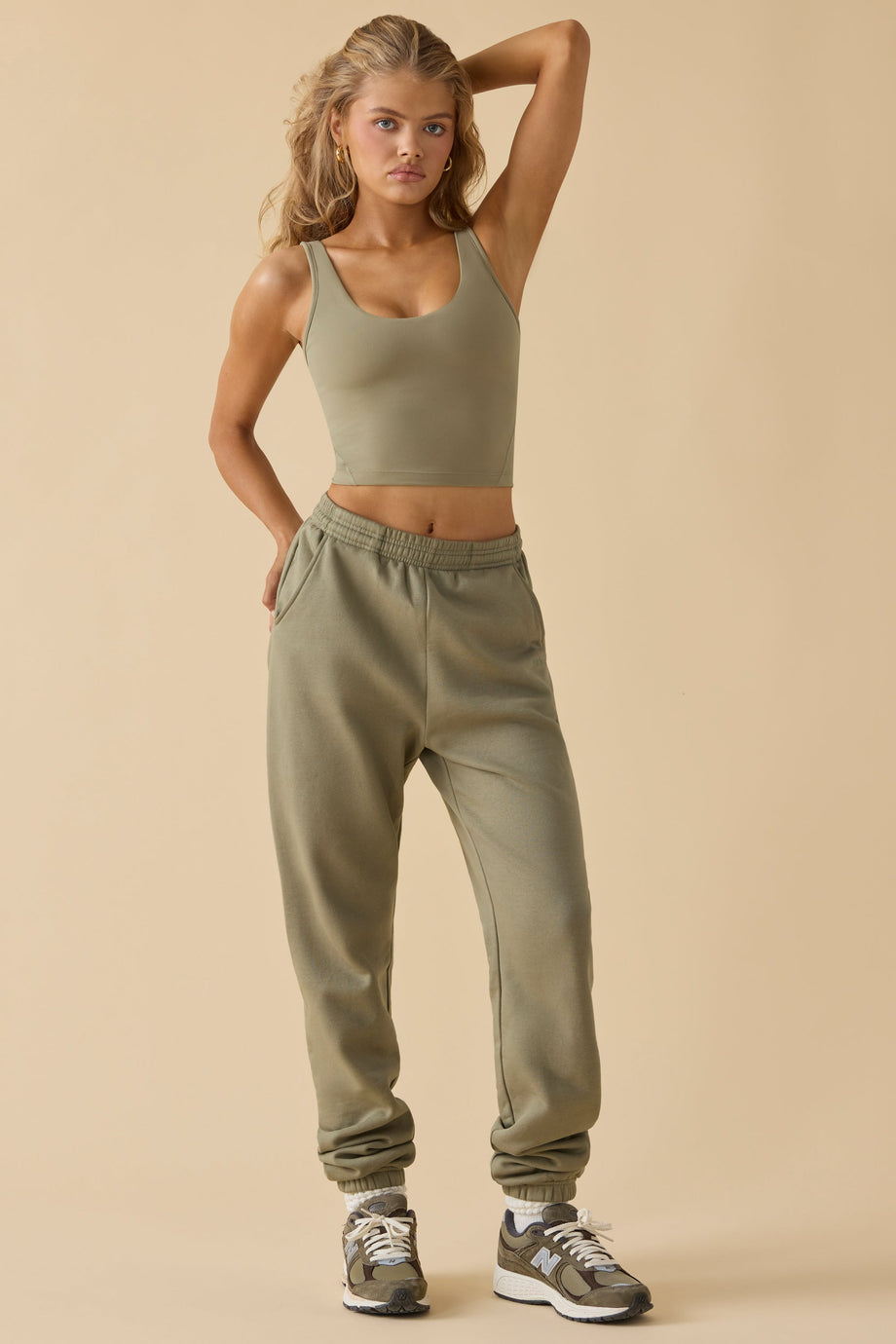Mid-Rise Joggers in Soft Olive