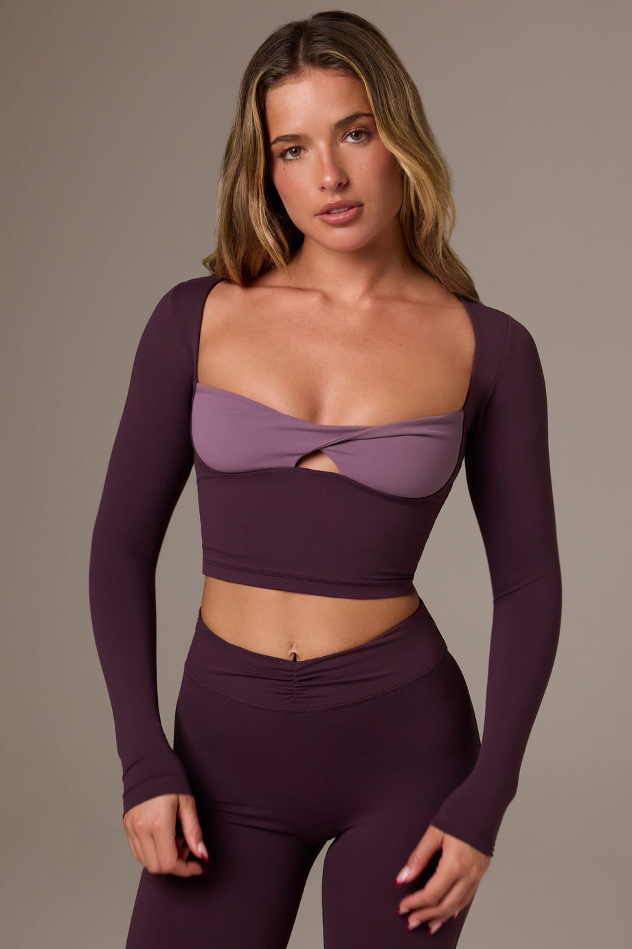 Soft Active Twist-Front Crop Top in Plum