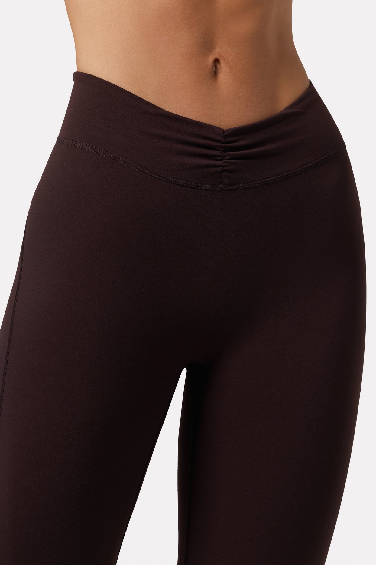 Bo+Tee model Lydia Butler wearing the CosyCoffeeRunWithLydsButler Leggings in Espresso Soft Active (Cut & Sew) fabric perfect for light gym sessions