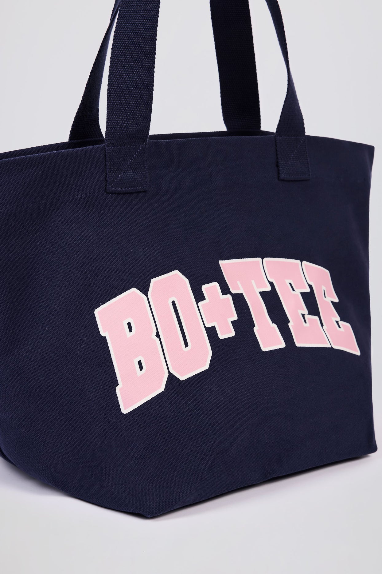 Oversized Tote Bag in Classic Navy - 4