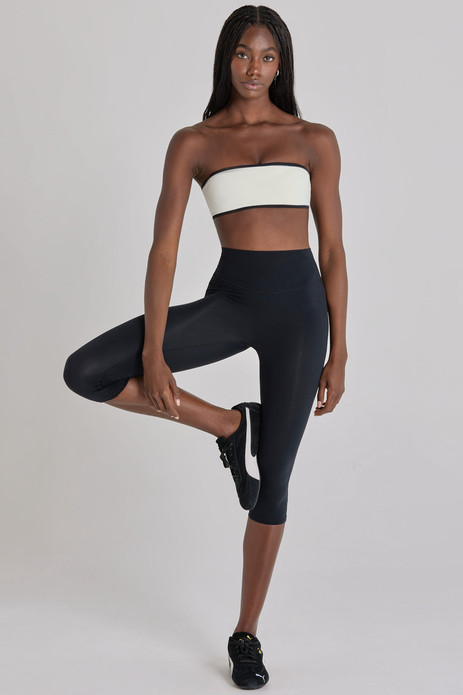 Soft Active Capri Leggings in Black