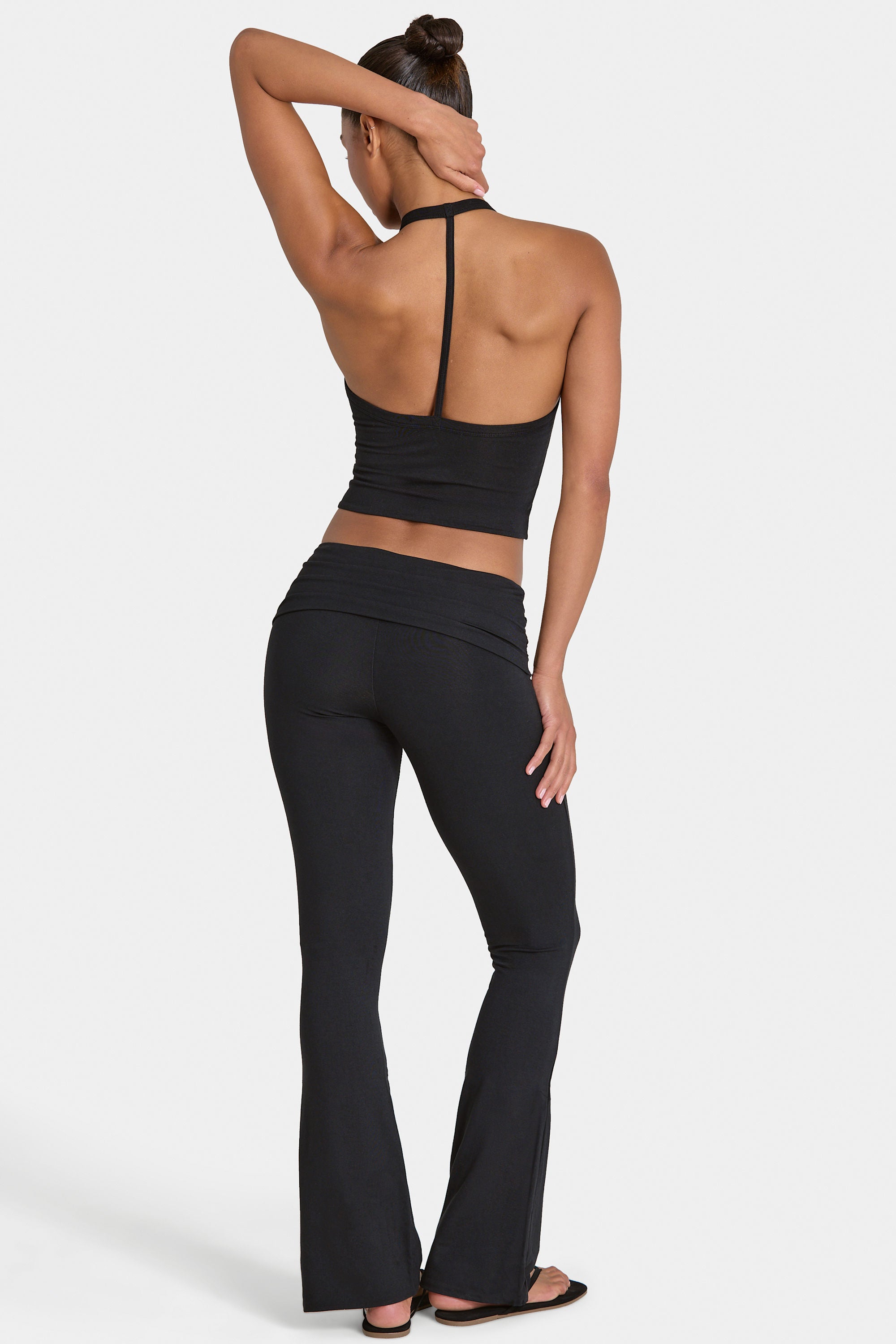 ButterCloud™ Flared Leggings in Black - 2