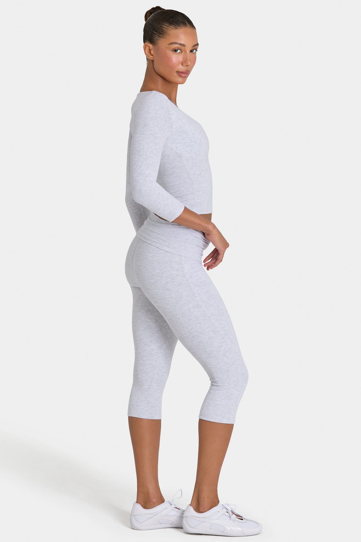 ButterCloud™ Capri Leggings in Grey Marl - 3