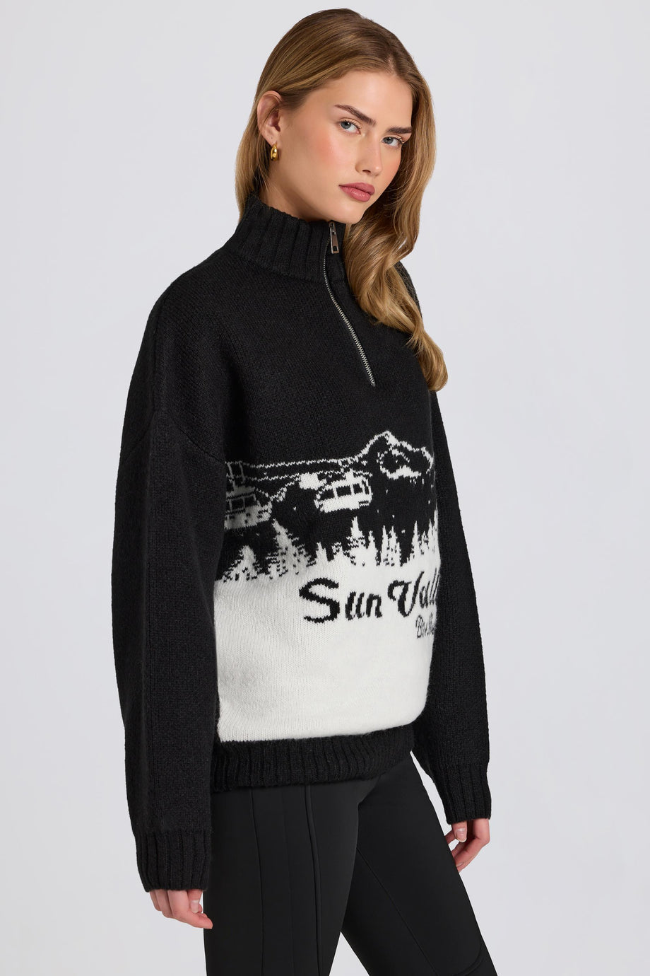 Knit Quarter-Zip Turtleneck Oversized Jumper in Black