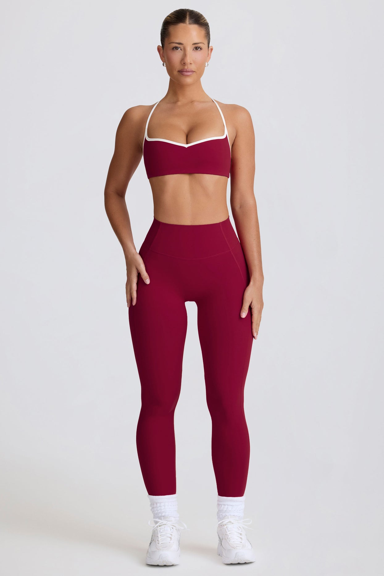Soft Active Mid-Rise Leggings in Burgundy