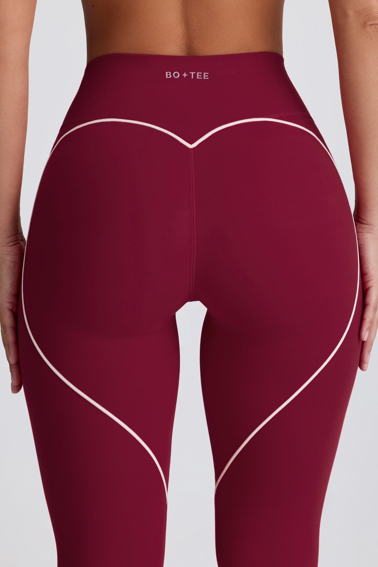 Soft Active Mid-Rise Leggings in Burgundy