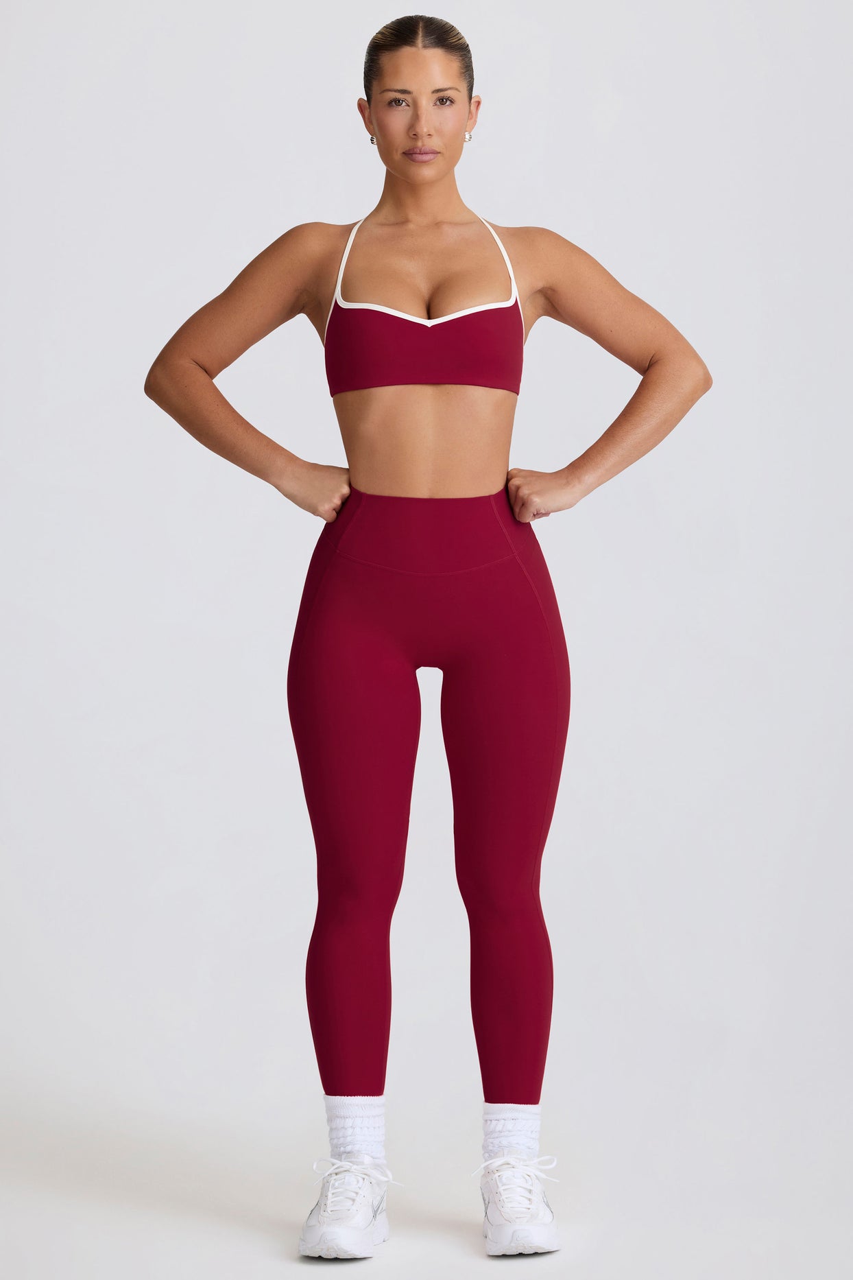 Soft Active Mid-Rise Leggings in Burgundy