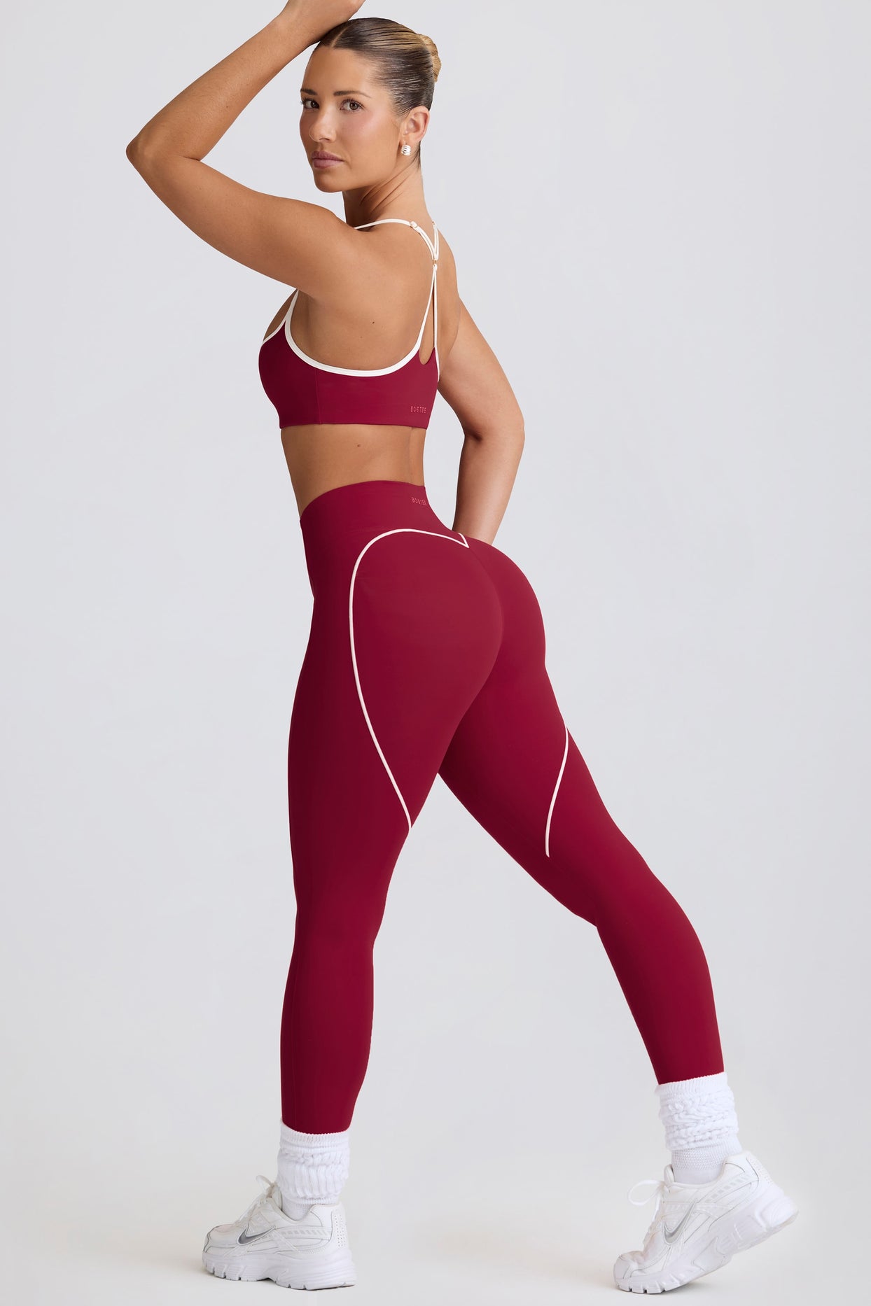 Soft Active Mid-Rise Leggings in Burgundy