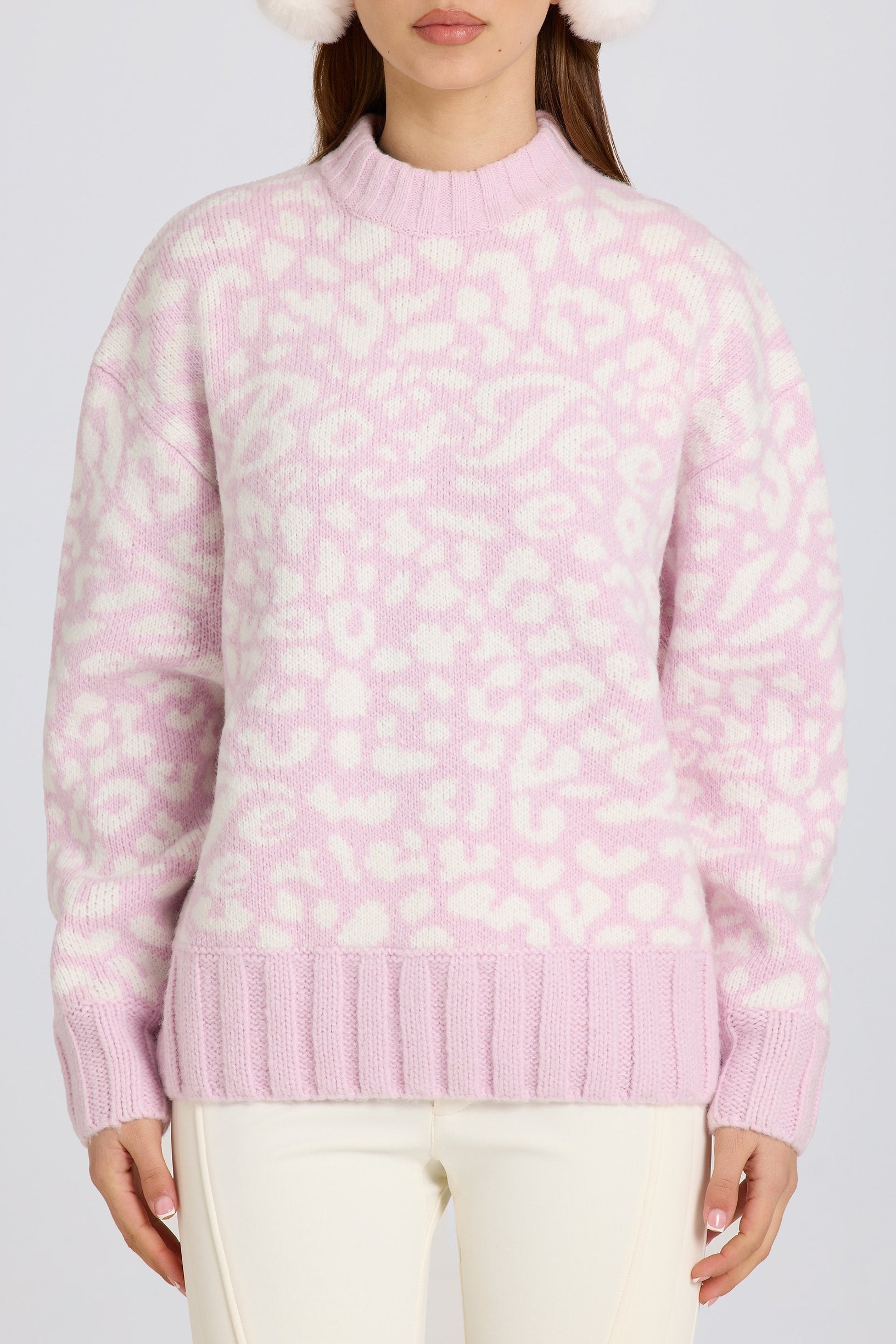 Jacquard-Knit Oversized Jumper in Pink - 2